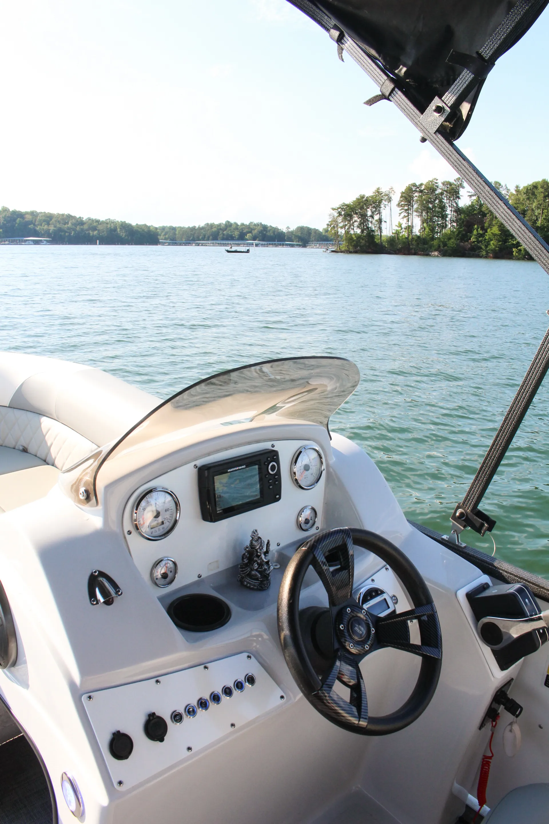 Brand New Premium Luxury Pontoon Boat on Lake Lanier