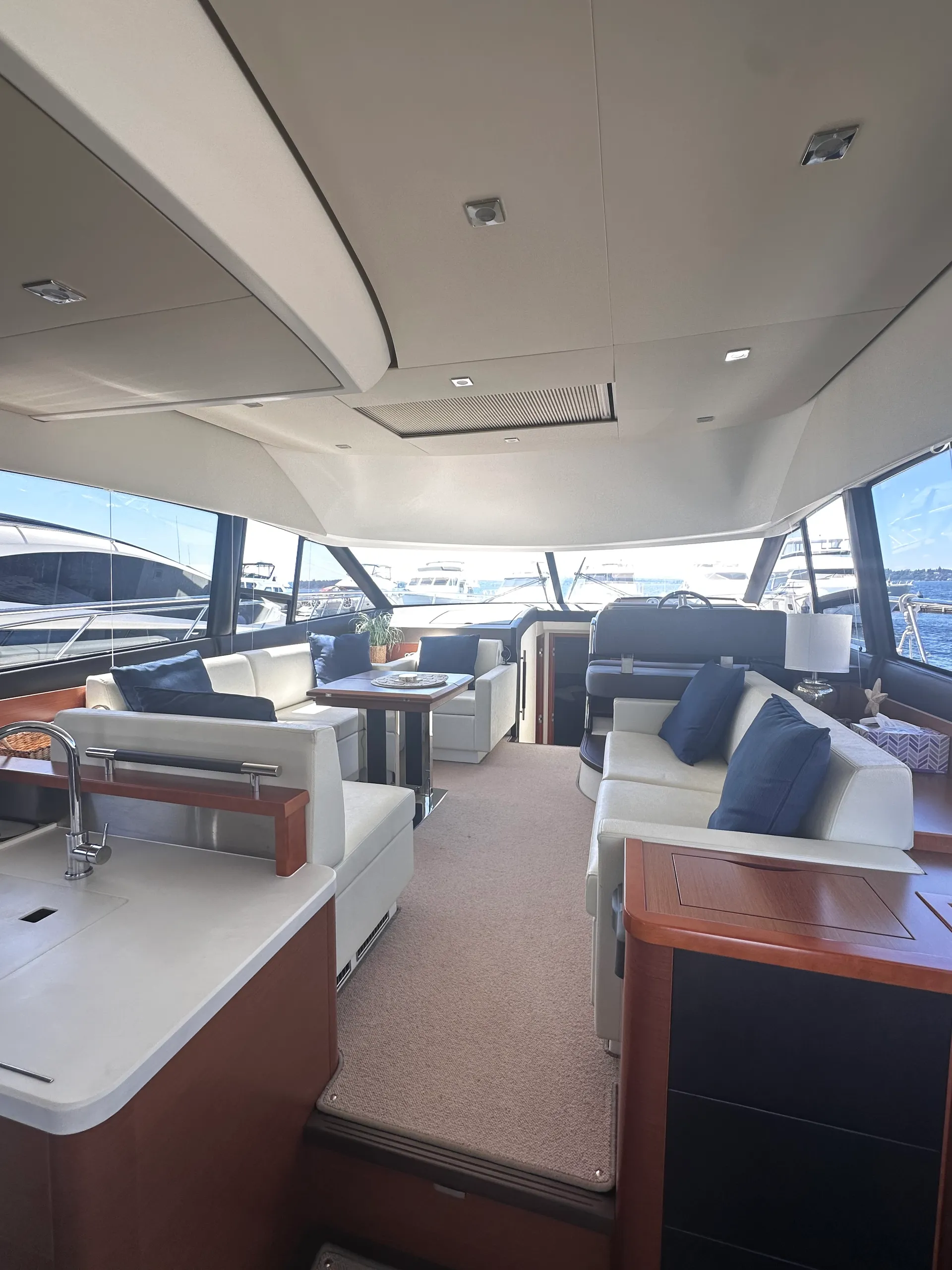 Professionally Captained 50' Yacht. Kirkland and Seattle Available