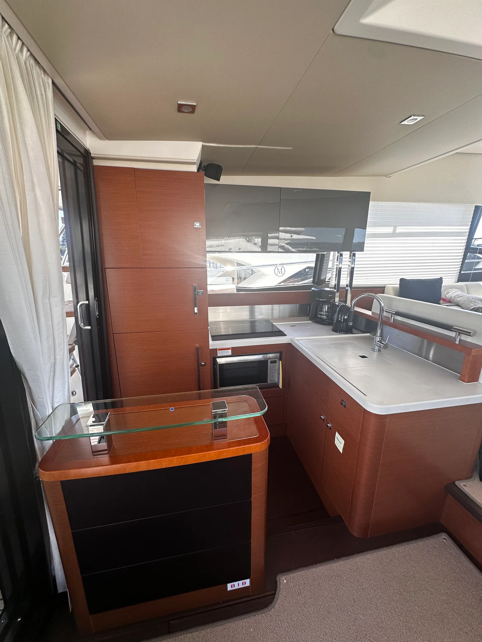 Professionally Captained 50' Yacht. Kirkland and Seattle Available