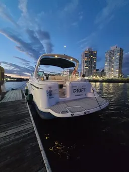 Luxury Cruising - Lets go boating in Norwalk, Rowayton, Westport!