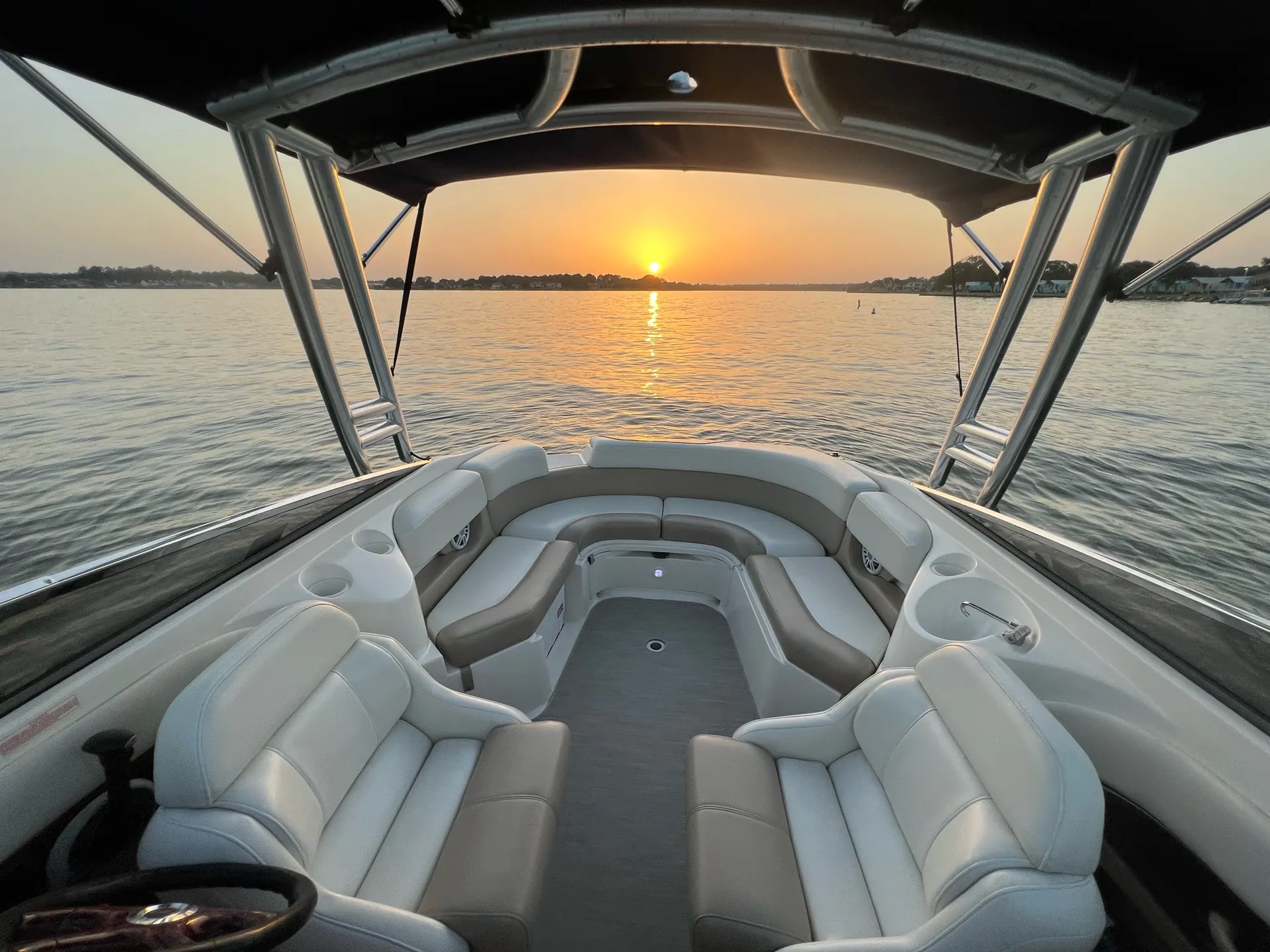 Regal Boats 2450 Cuddy in Seabrook, TX — photo 2