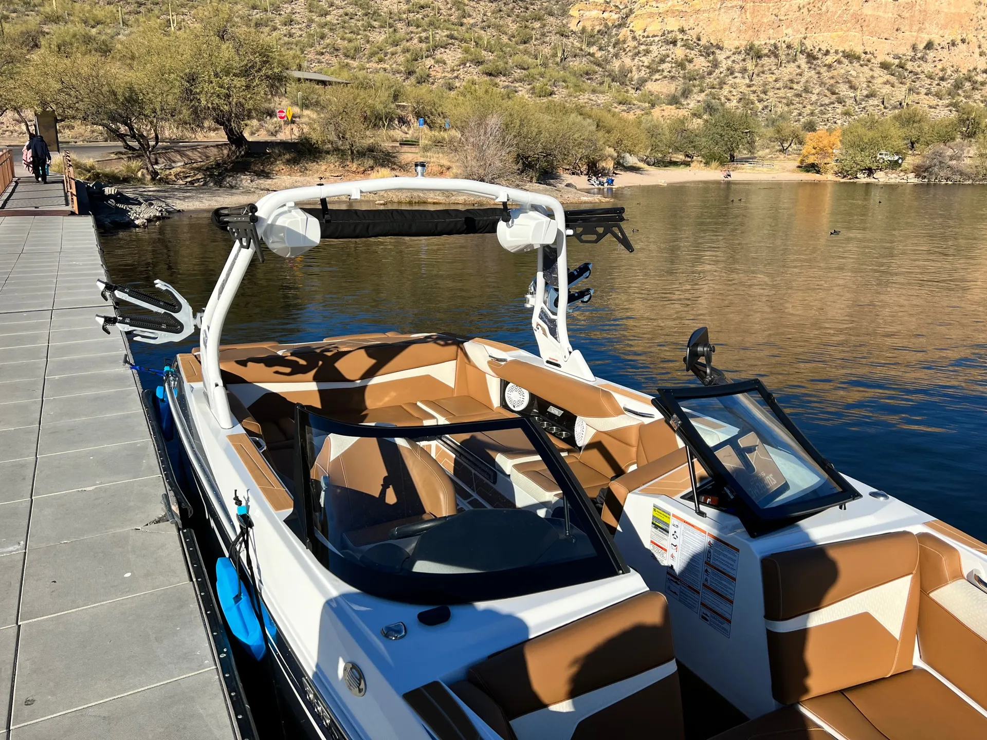 Wakeboat w/ experienced surfing coach 🗓️ Fri-Sun only📍Saguaro Lake