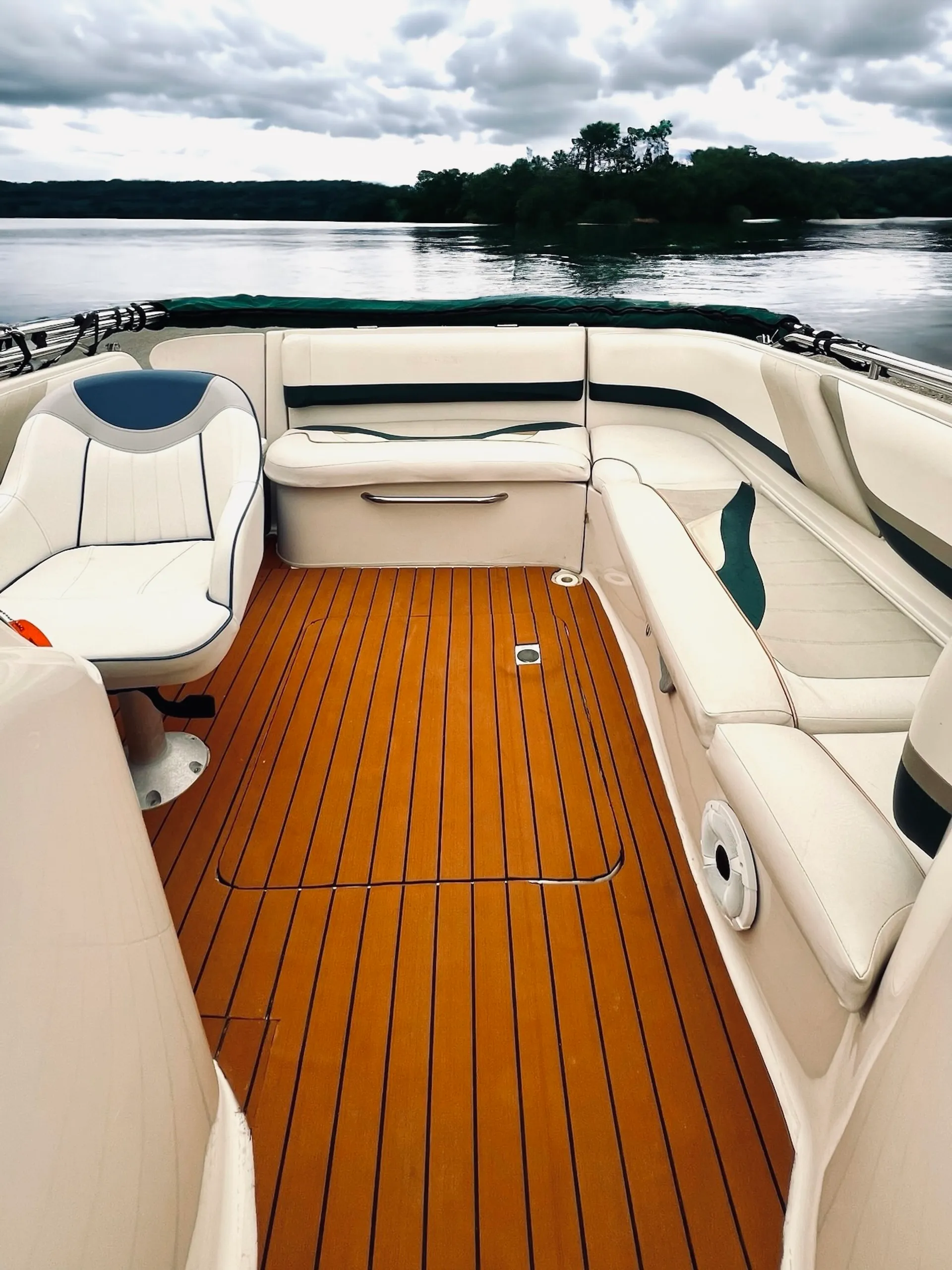 Larson Boats 233 Escape in Austin, TX — photo 7