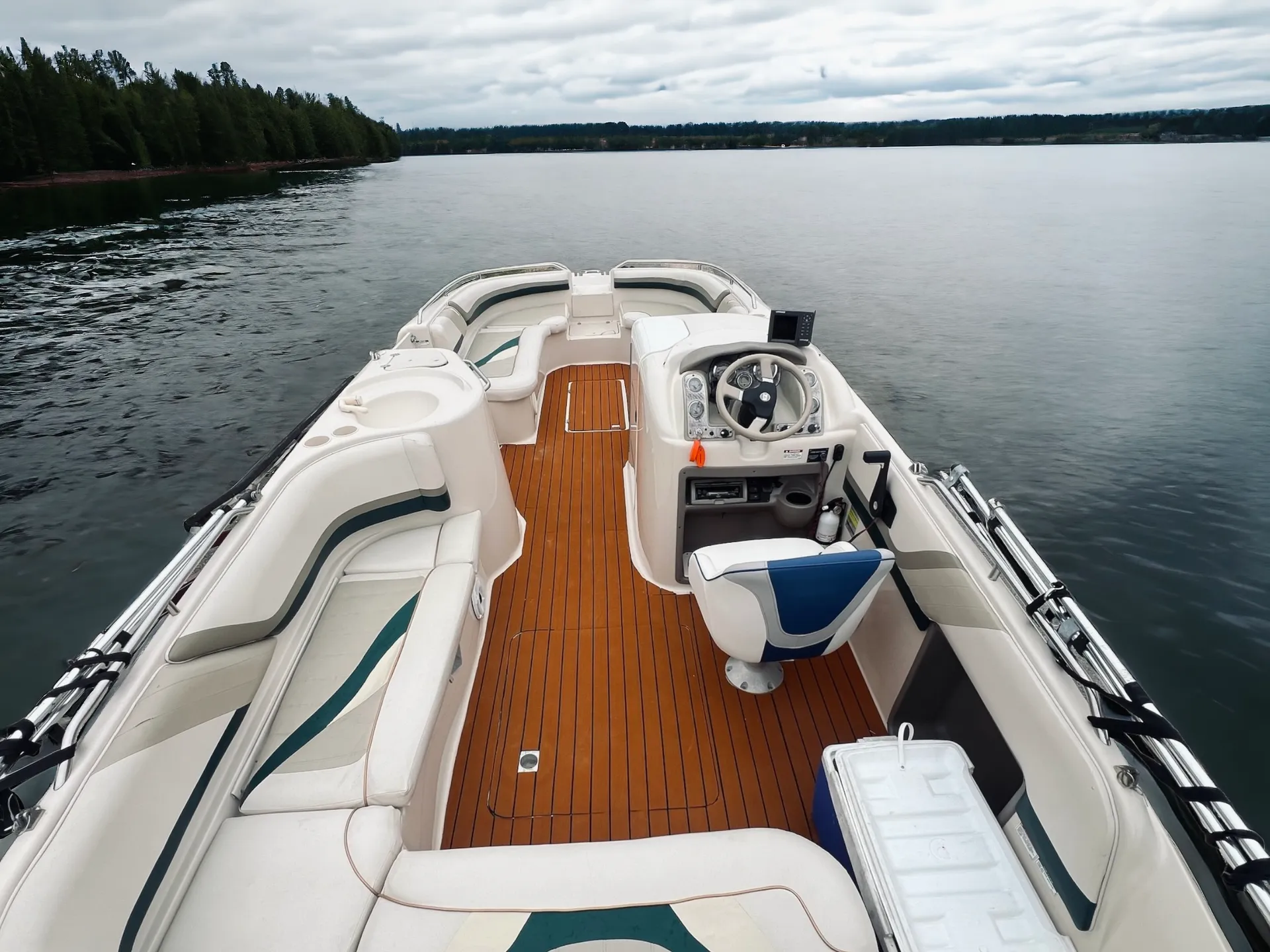 Larson Boats 233 Escape in Austin, TX — photo 10