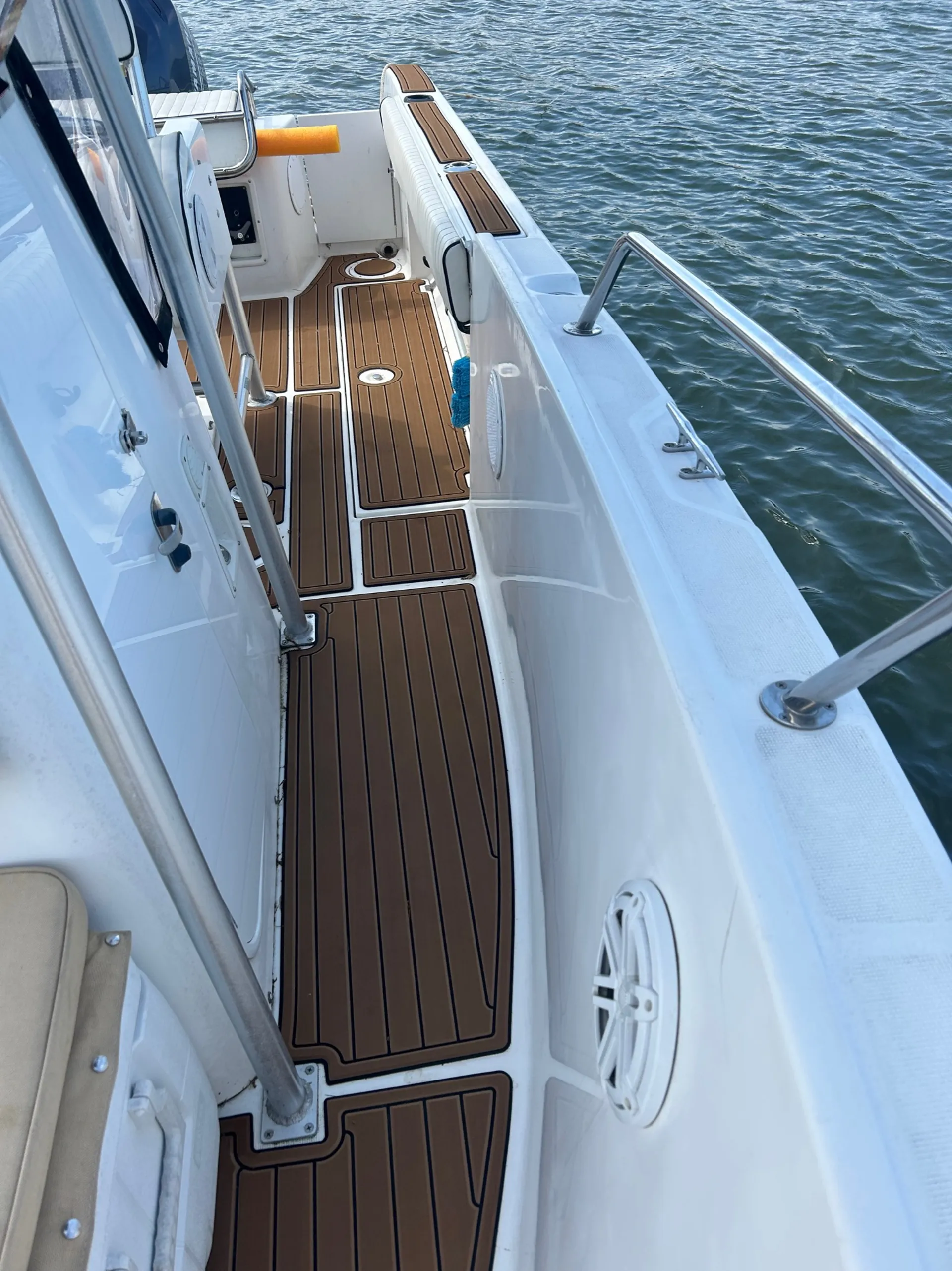 Perfect Day Boat to Cruise, Swim and just RELAX!! FUEL INCLUDED