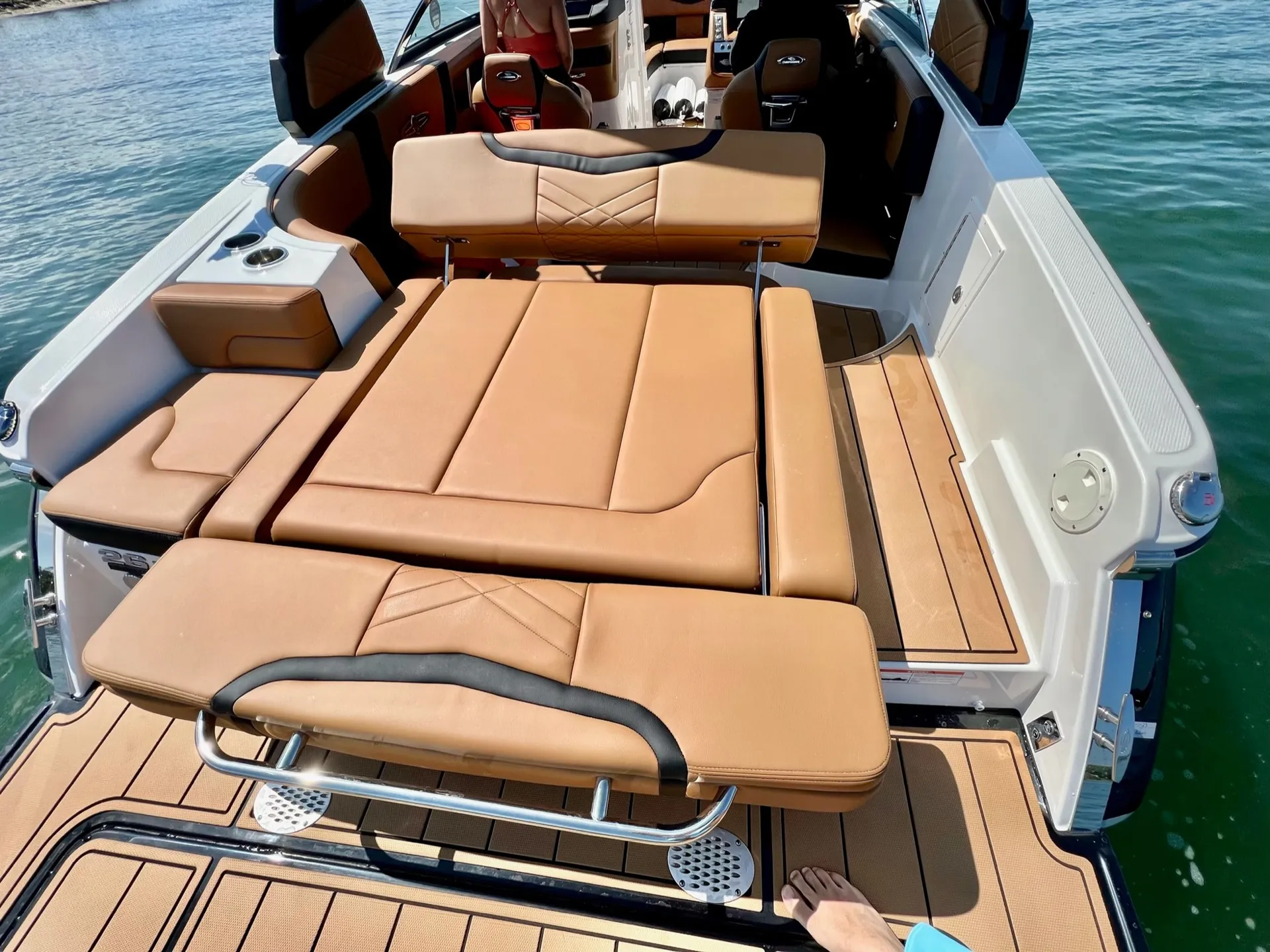 CHAPARRAL BOATS 26 SURF in Greenport, NY — photo 9