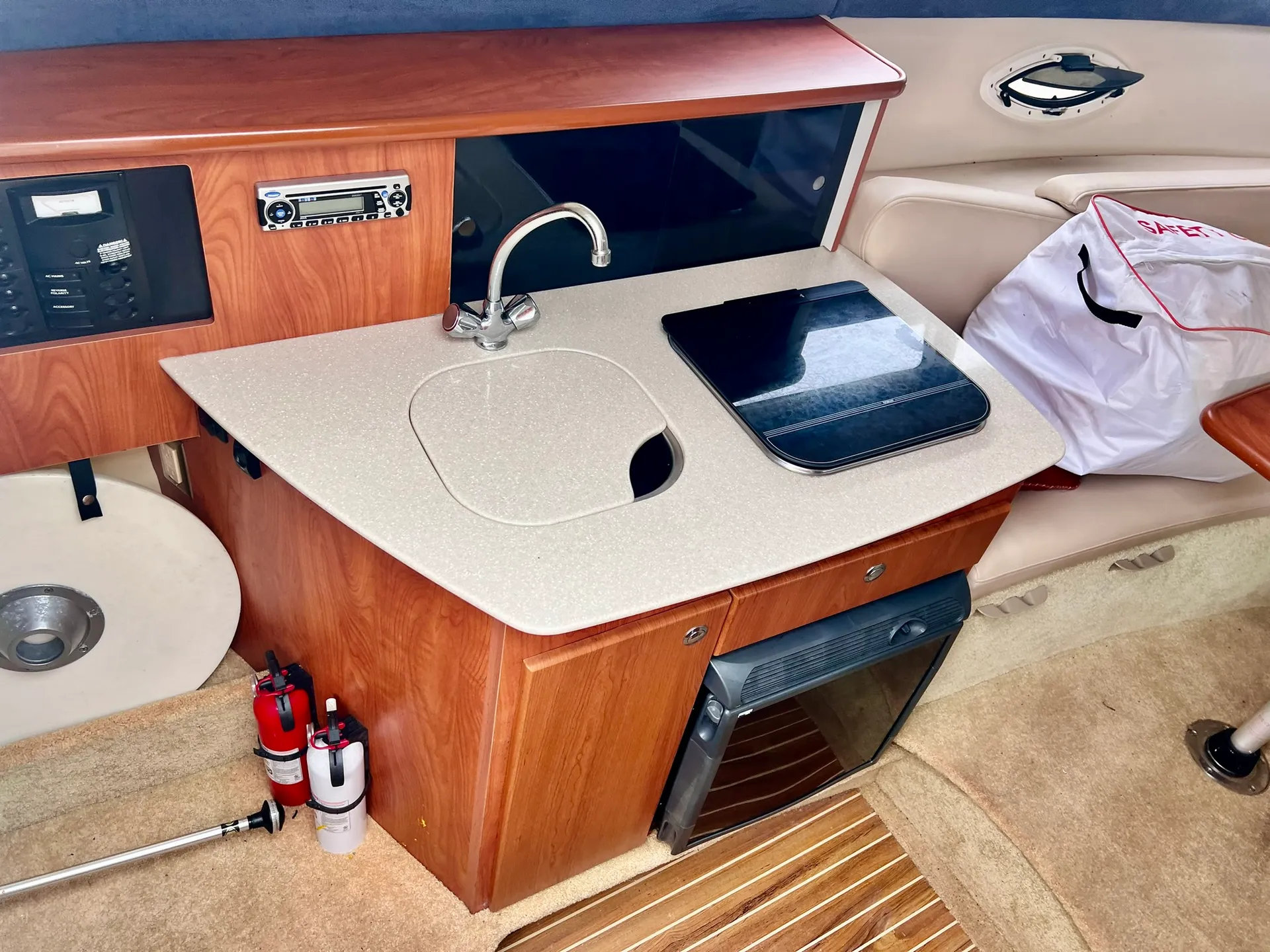 Bayliner 265 Cruiser in Pensacola, FL — photo 5