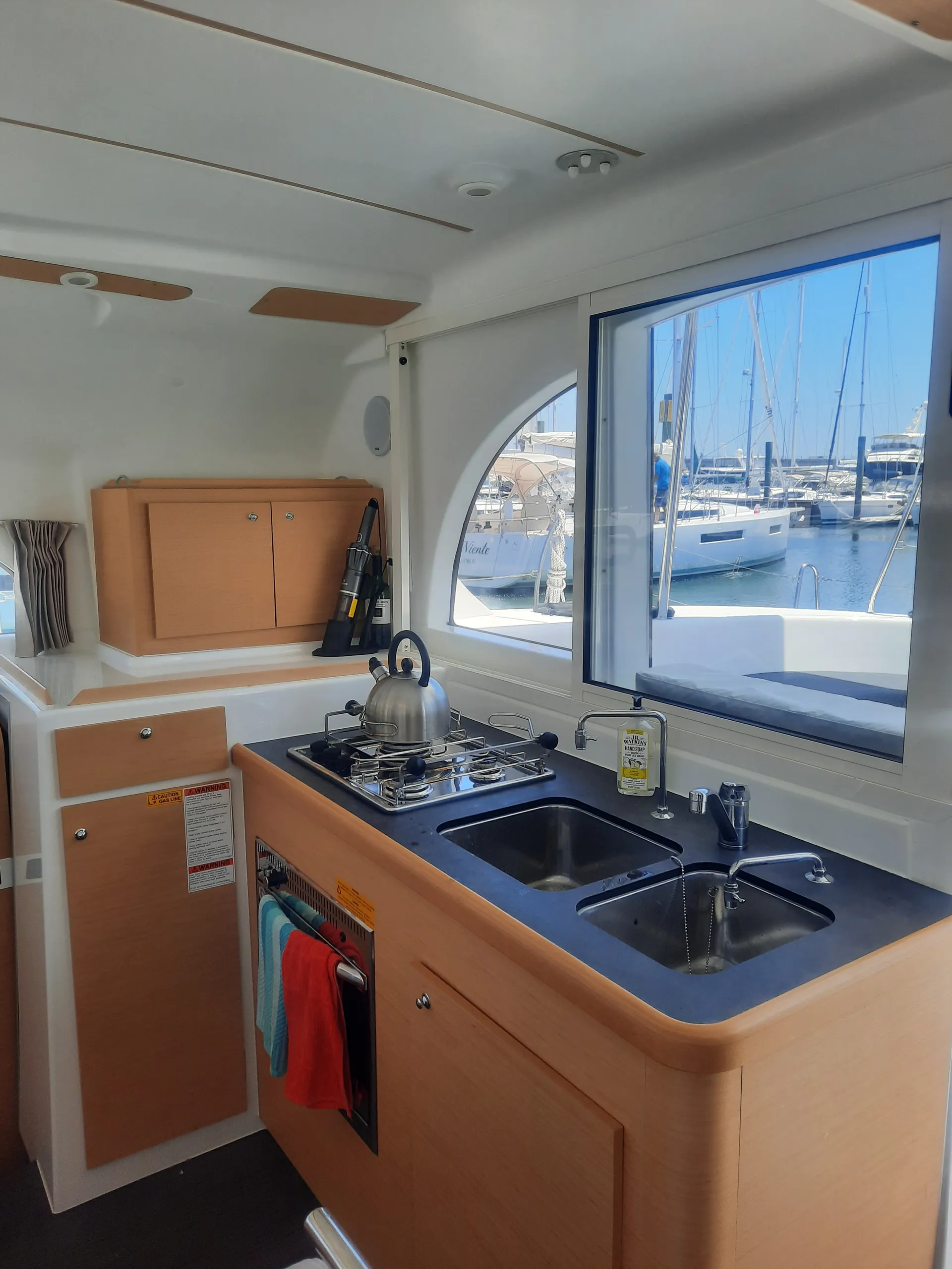 Beautiful Sailing Catamaran with Captain