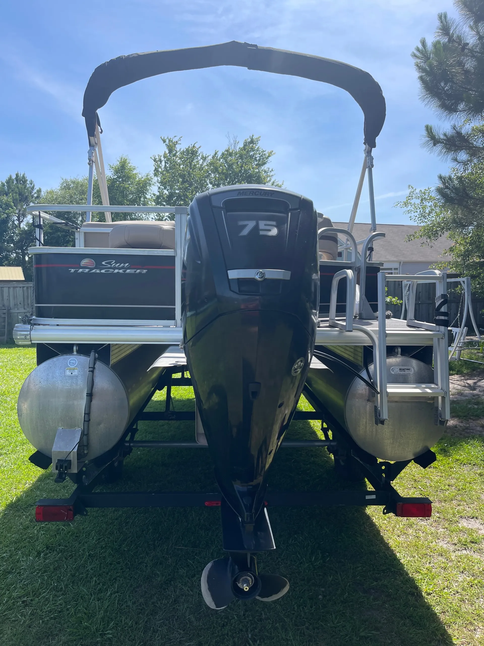 5 ⭐️ owner! Fish, Swim, Cruise, Relax on our Pontoon! 