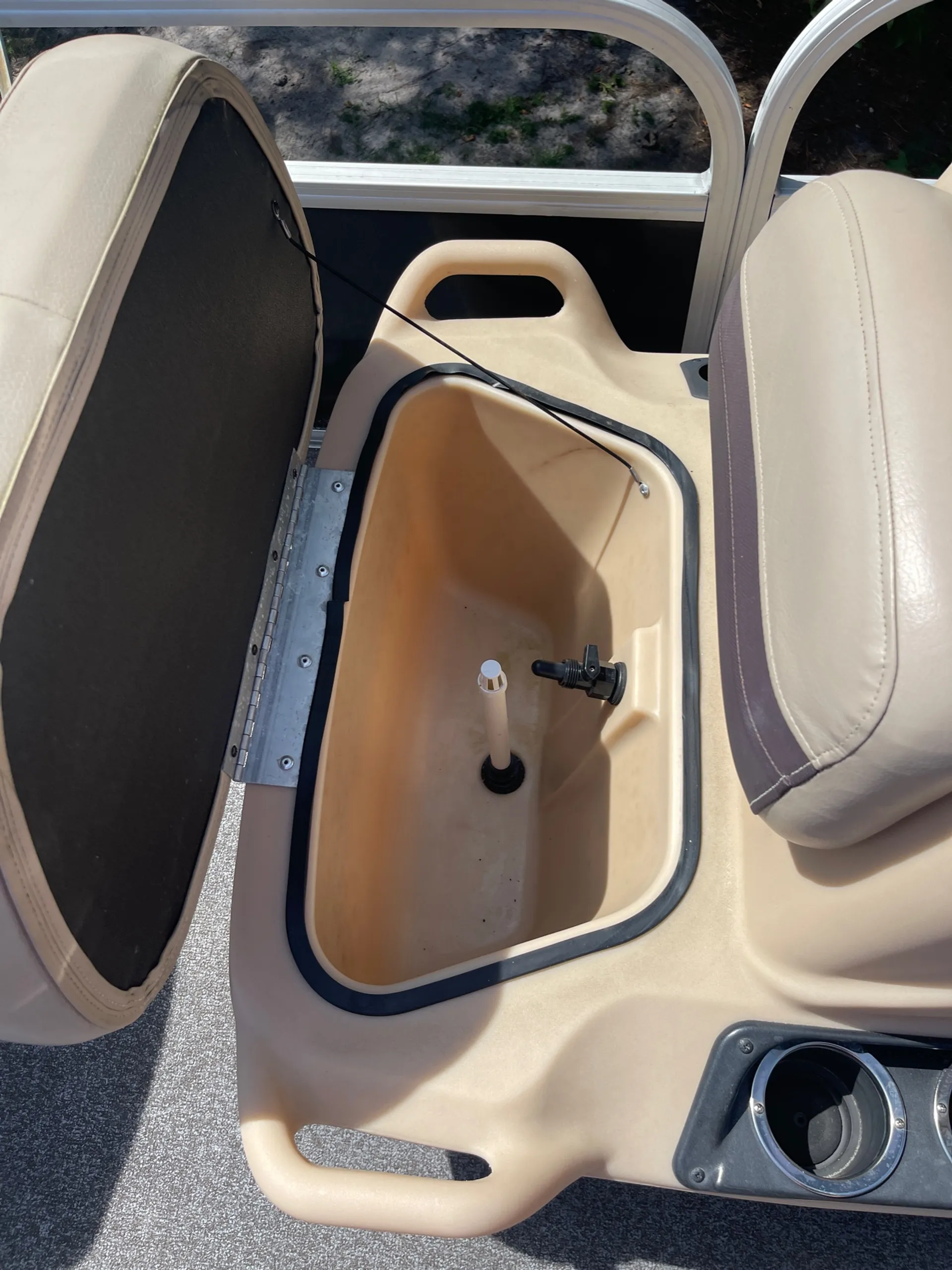 5 ⭐️ owner! Fish, Swim, Cruise, Relax on our Pontoon! 