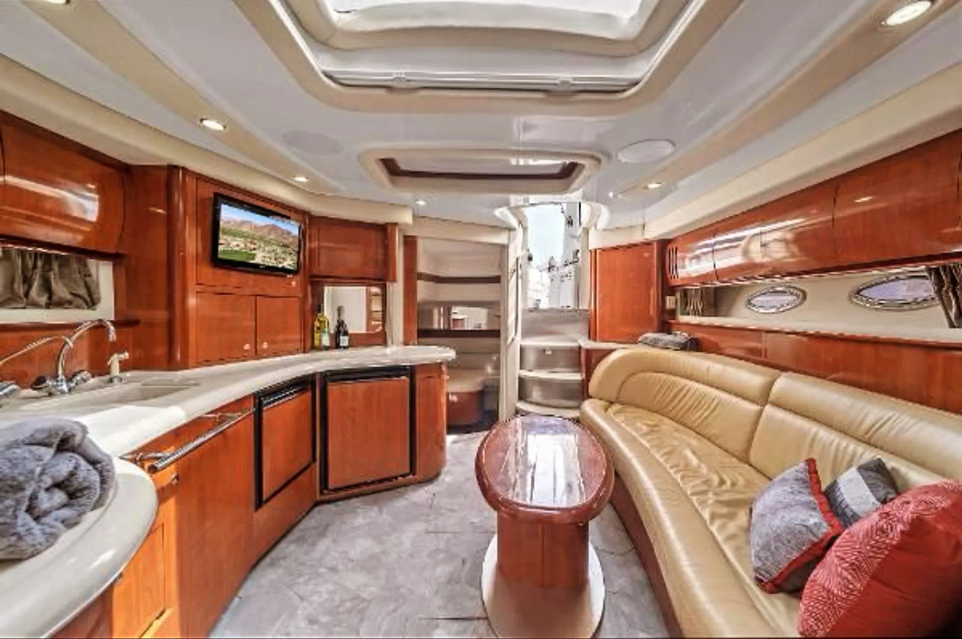 45' Sea Ray Great for Birthdays • Free Hour • Best Audio