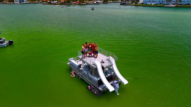 Rent a Double Decker pontoon in St. Petersburg, FL near me