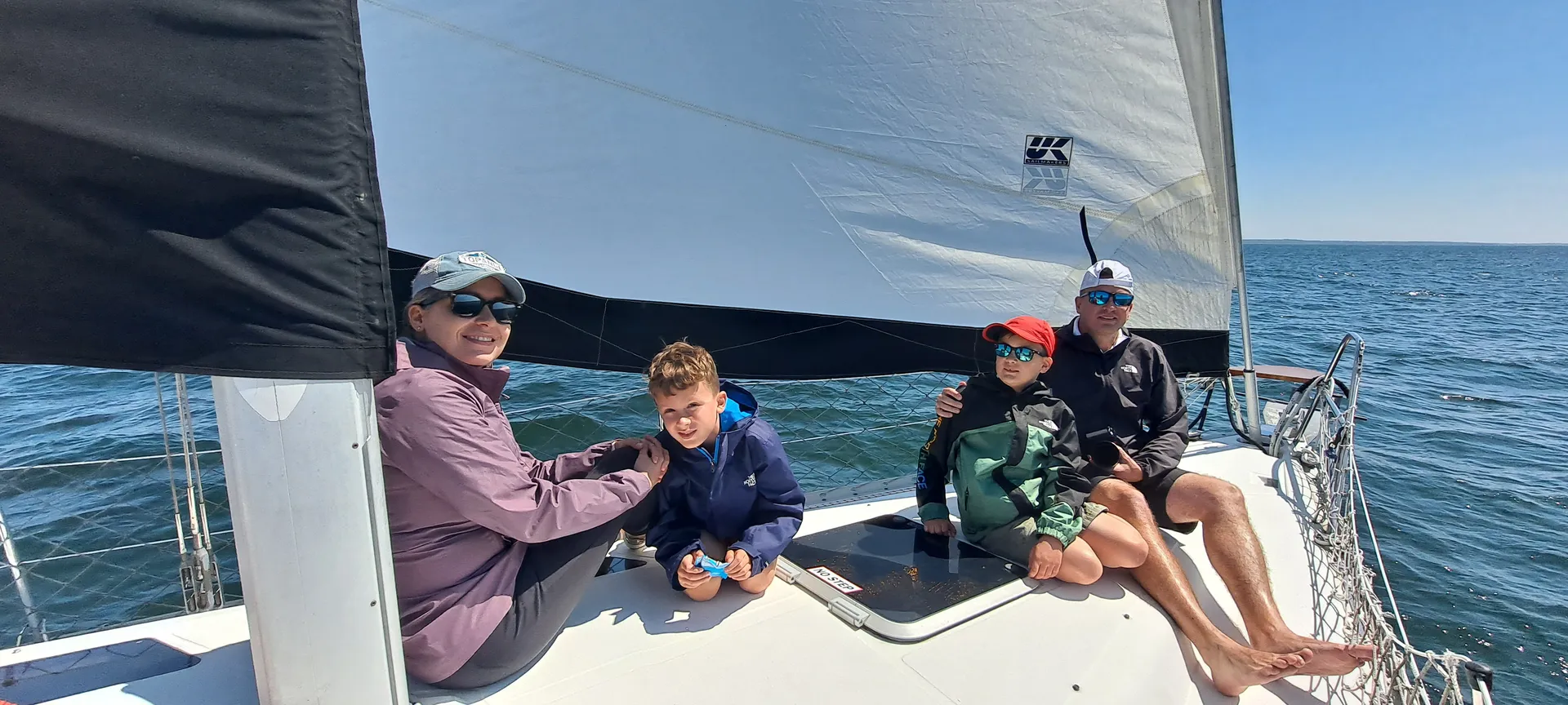 HUNTER LEGEND 35 SAILBOAT CRUISER MOTORSAILER