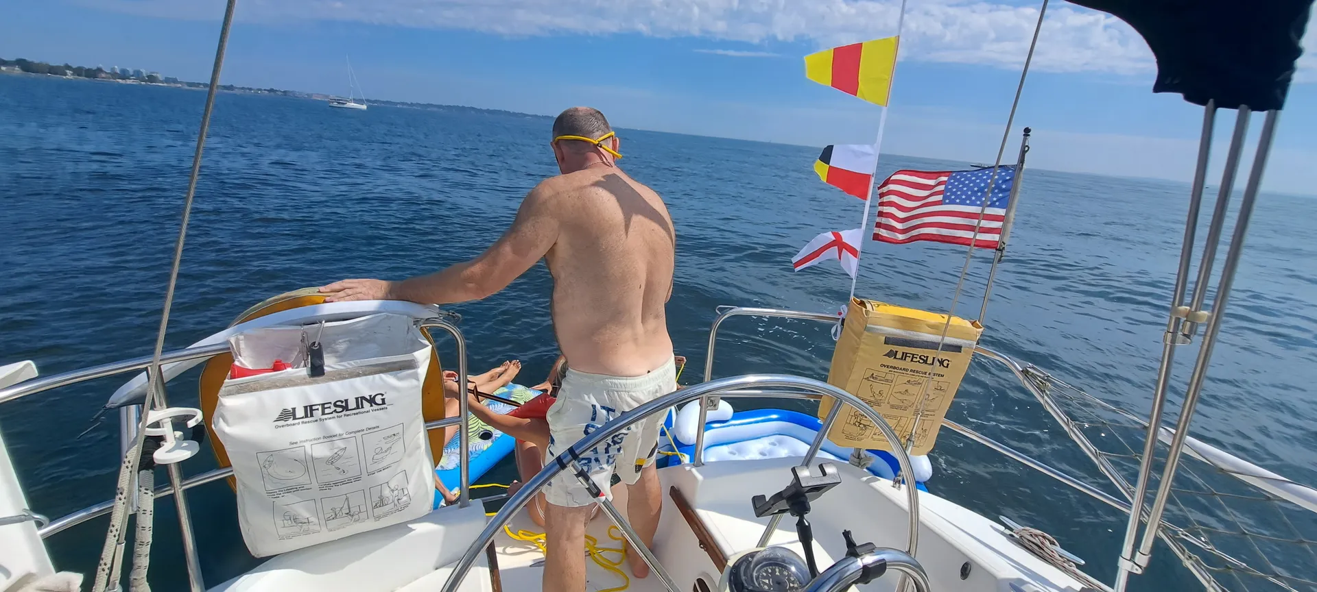 HUNTER LEGEND 35 SAILBOAT CRUISER MOTORSAILER