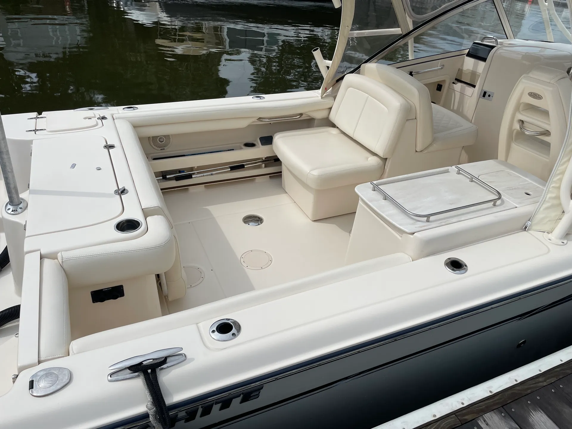 Grady-white Boats 275 D freedom  in Charleston, SC — photo 3
