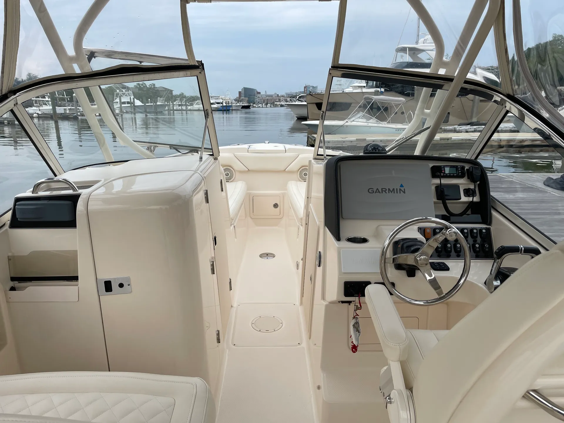Grady-white Boats 275 D freedom  in Charleston, SC — photo 5