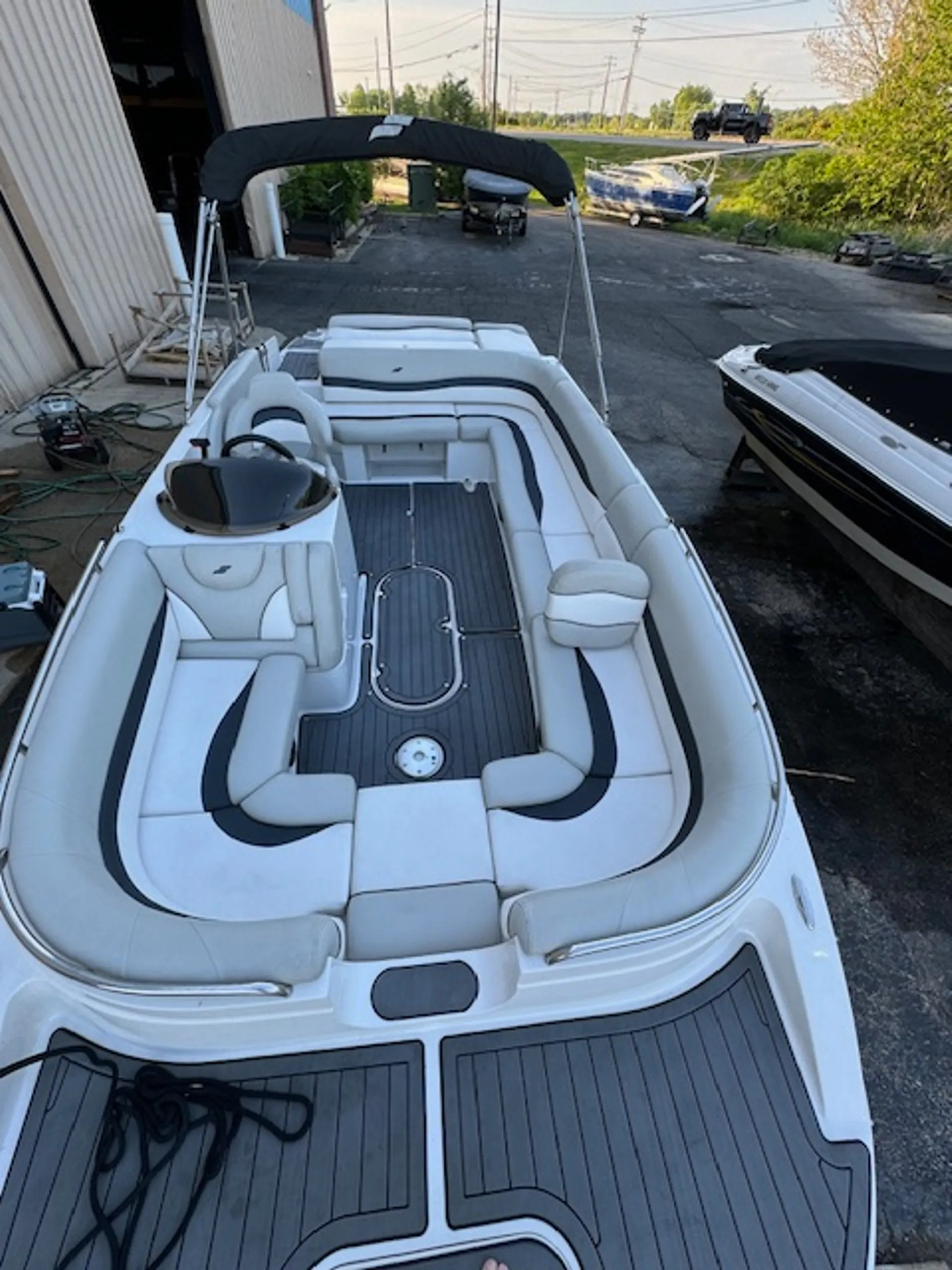 Beautiful Deck Boat with extra <br/>roomy 10 person capacity