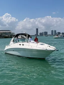 Get 1 hour free! 32 feet sea ray Sundance -no additional fees 