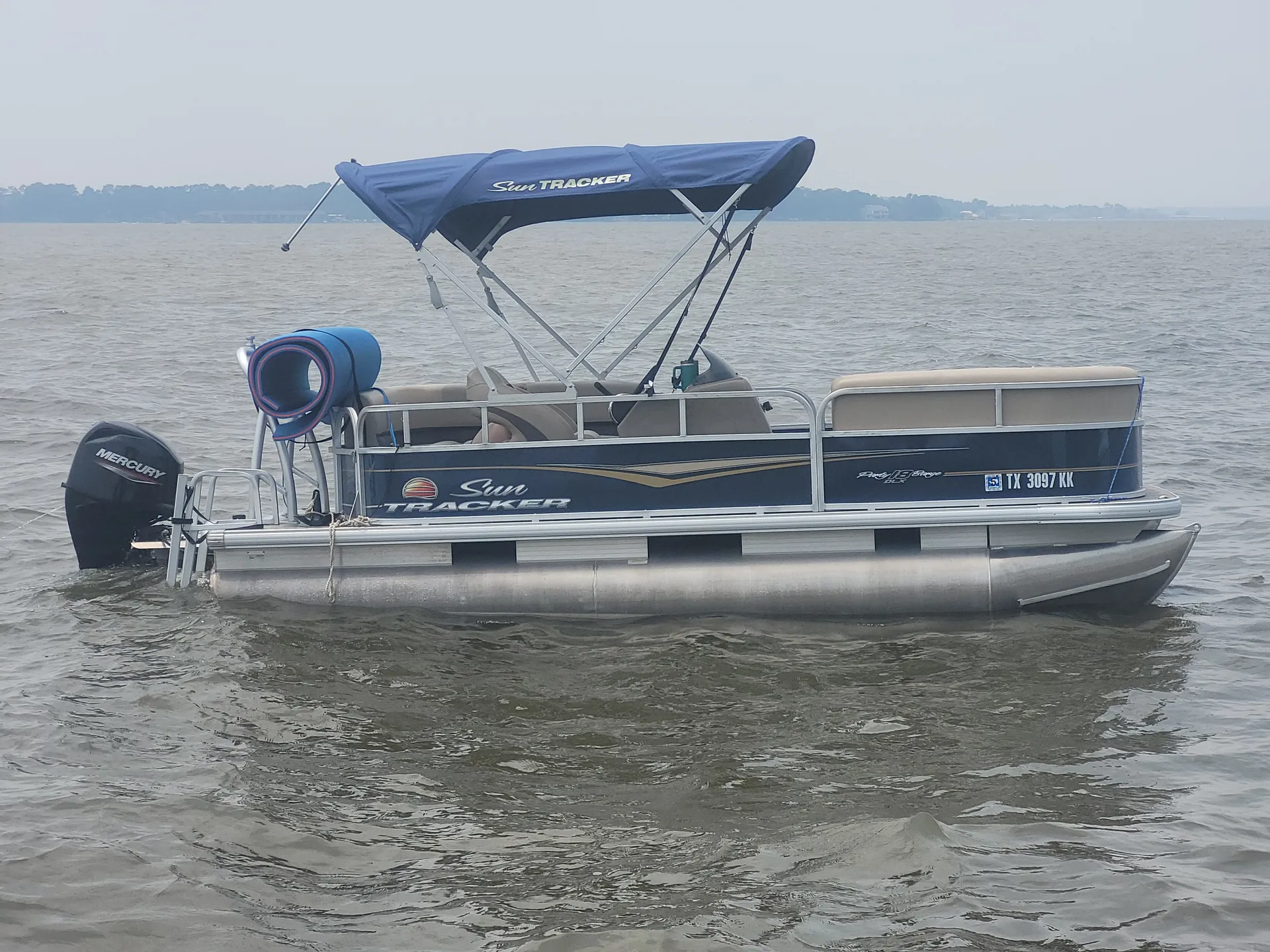 2021 18' Party Barge Pontoon 