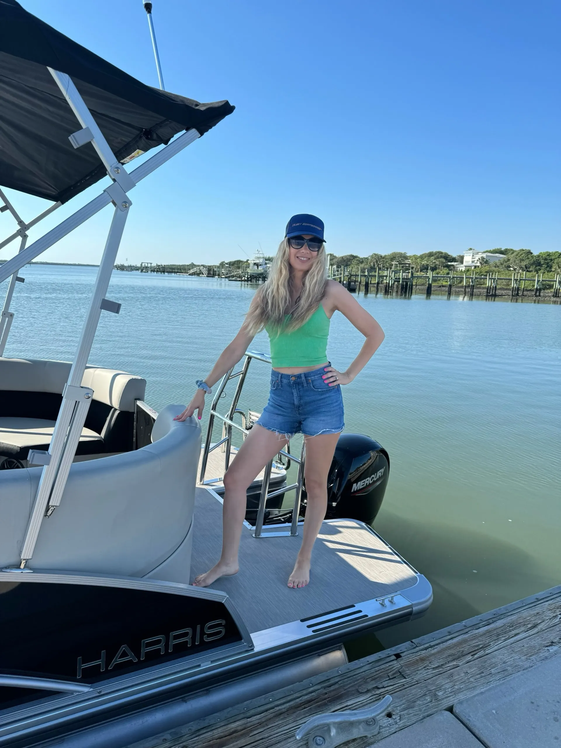 2024 Harris 'Toon w/ 150hp for Making Waves on the St. Augustine ICW!