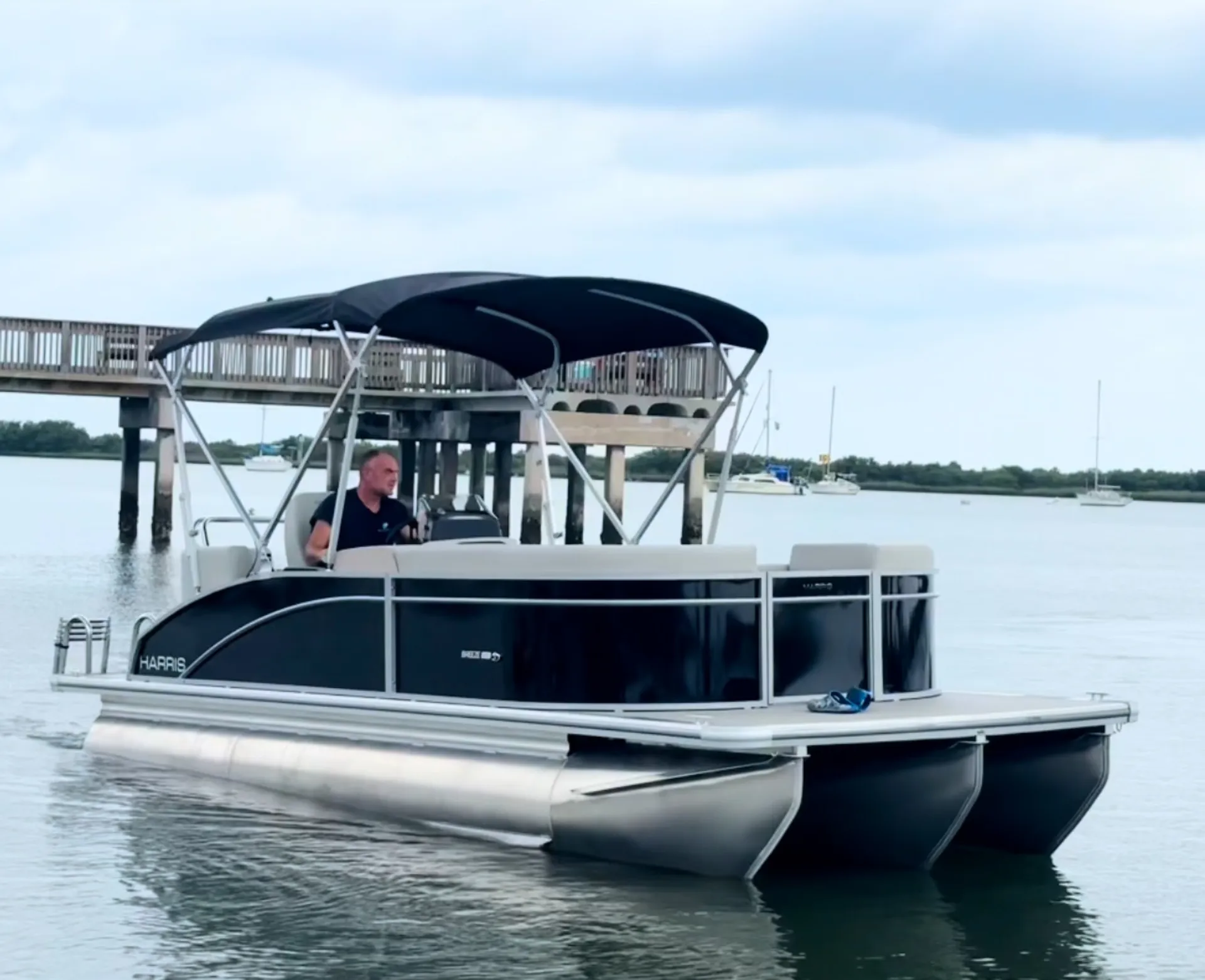 2024 Harris 'Toon w/ 150hp for Making Waves on the St. Augustine ICW!