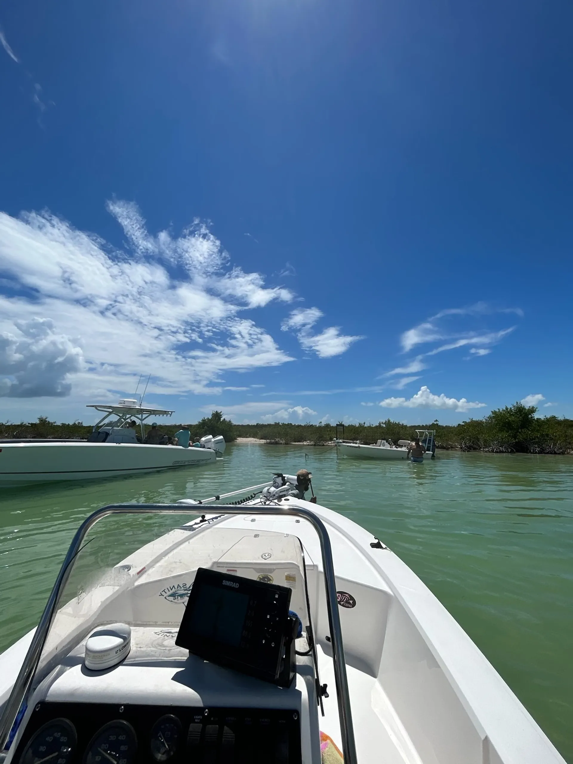 Mako Marine 1801 Bay Boat W/90EXLPT Opti  in Tavernier, FL — photo 8