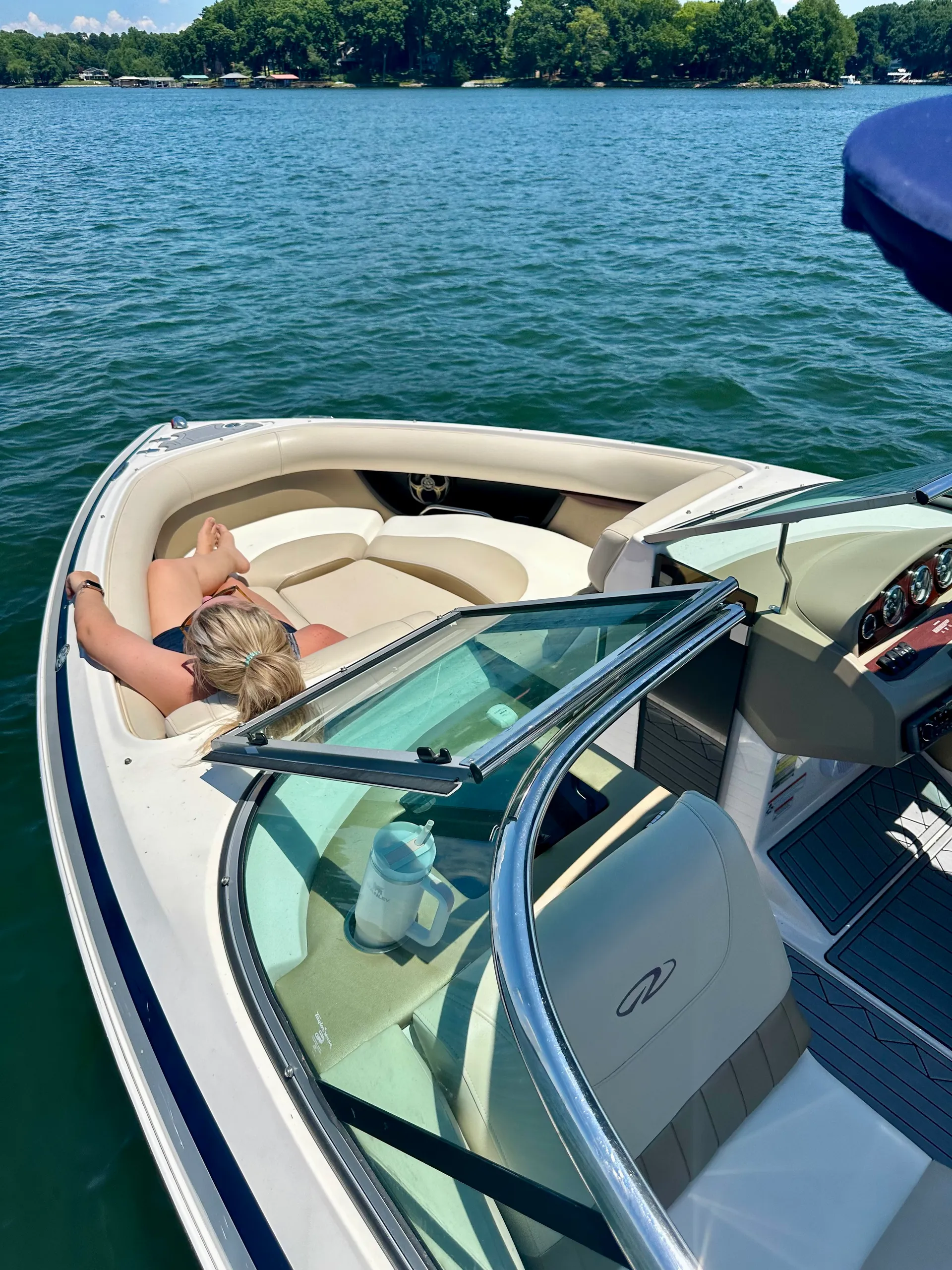 REGAL 24 FASDECK VOLVO in Mooresville, NC — photo 6