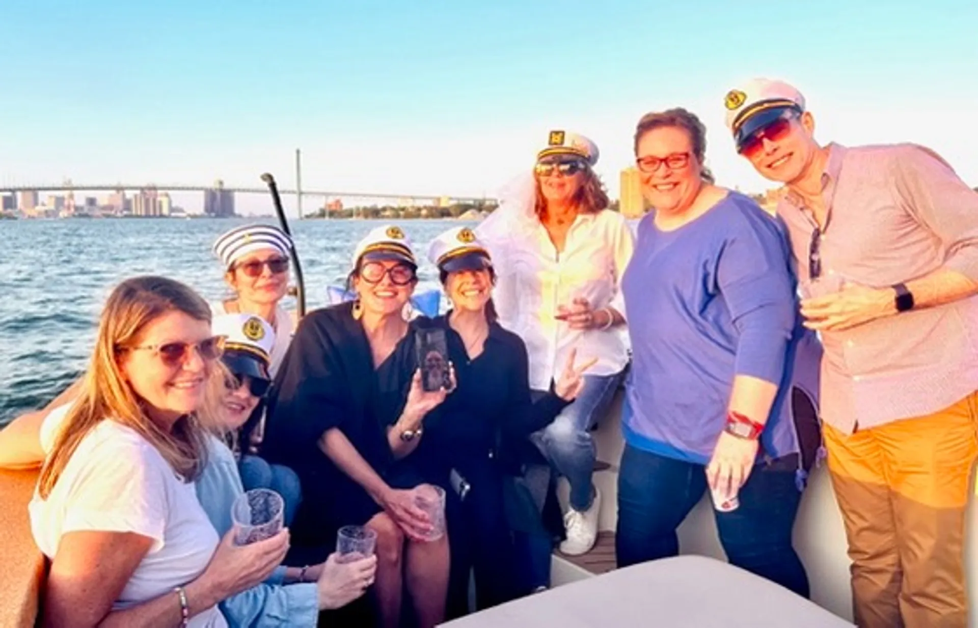 Sycorax Electric Sunset Cruise - 100% Electric 100% Amazingi