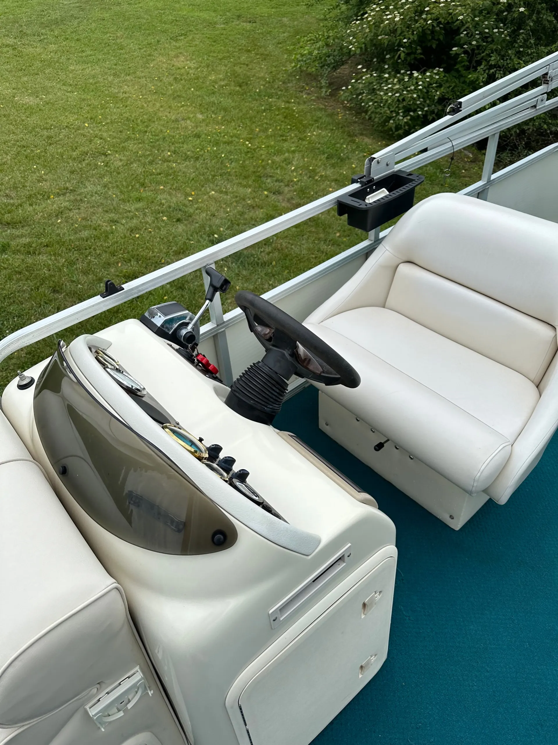 Playbuoy Boats 2223 Challenger in Mineral, VA — photo 4