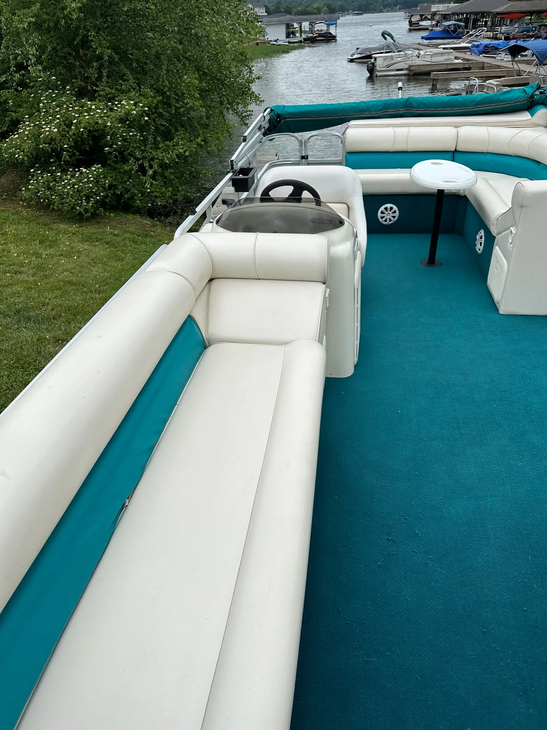 Playbuoy Boats 2223 Challenger in Mineral, VA — photo 2