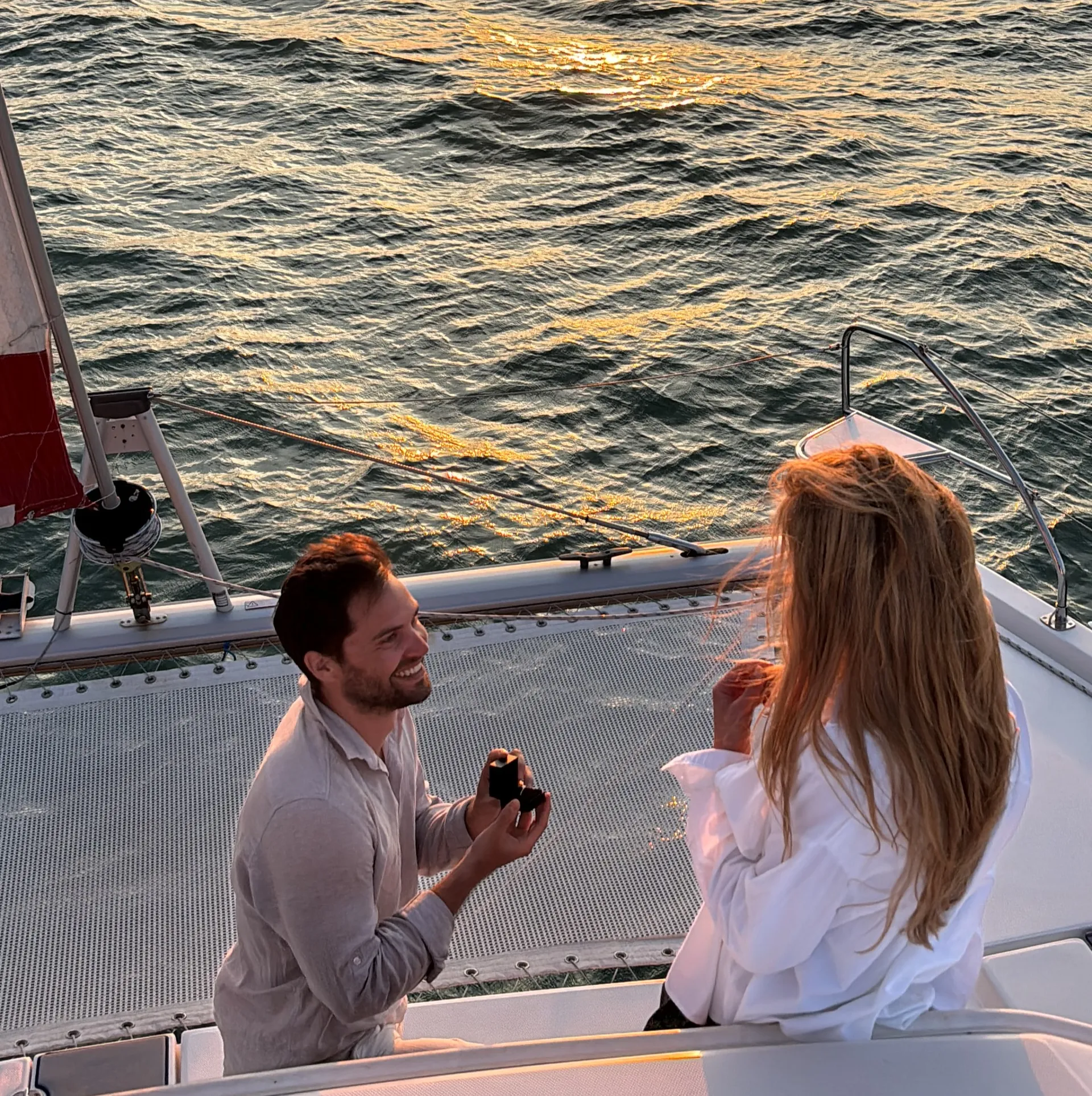 Luxurious Leopard 40 Catamaran with Water Toys/Paddle Boards Included