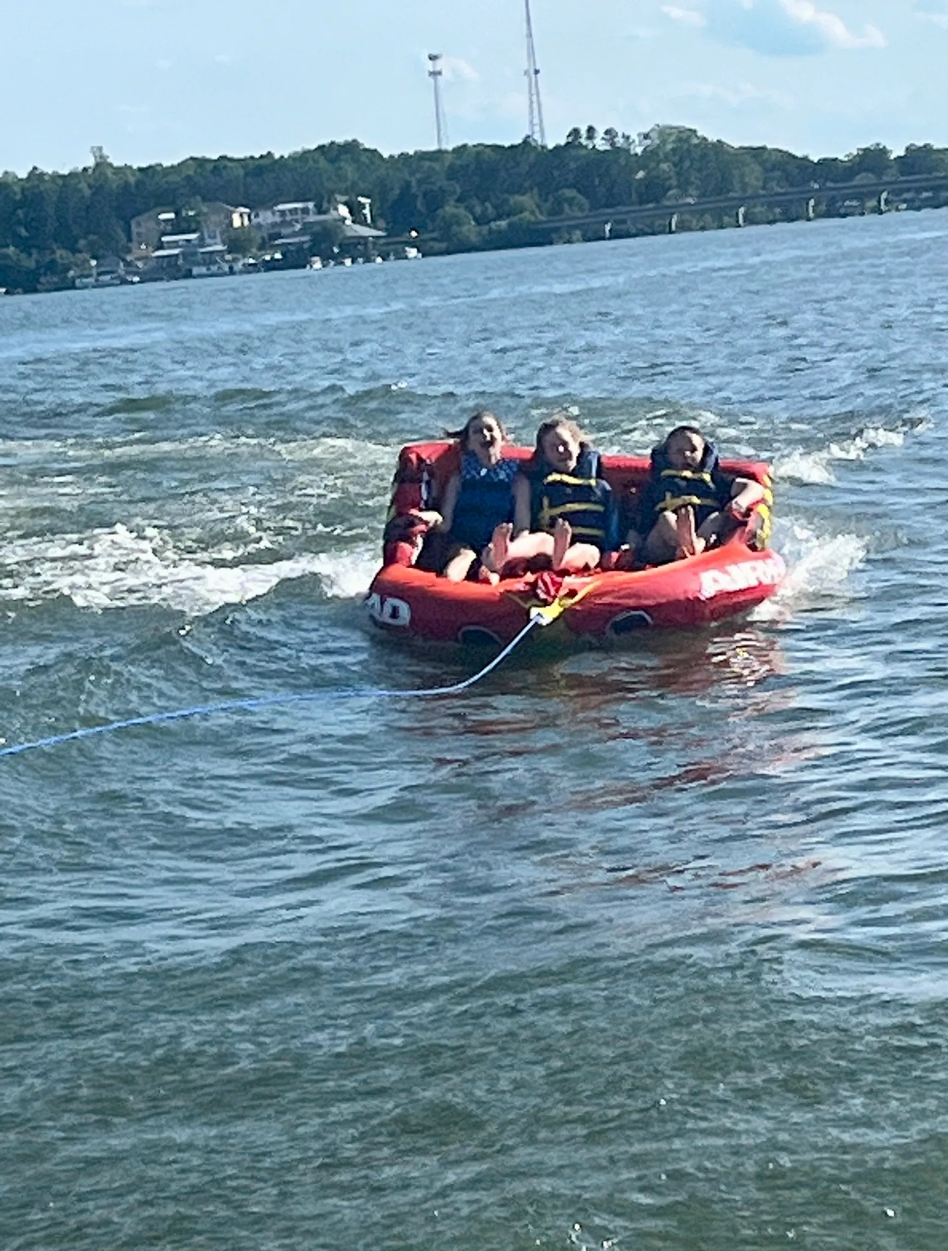 LUX 2023 Harris Tritoon on Lake Wylie