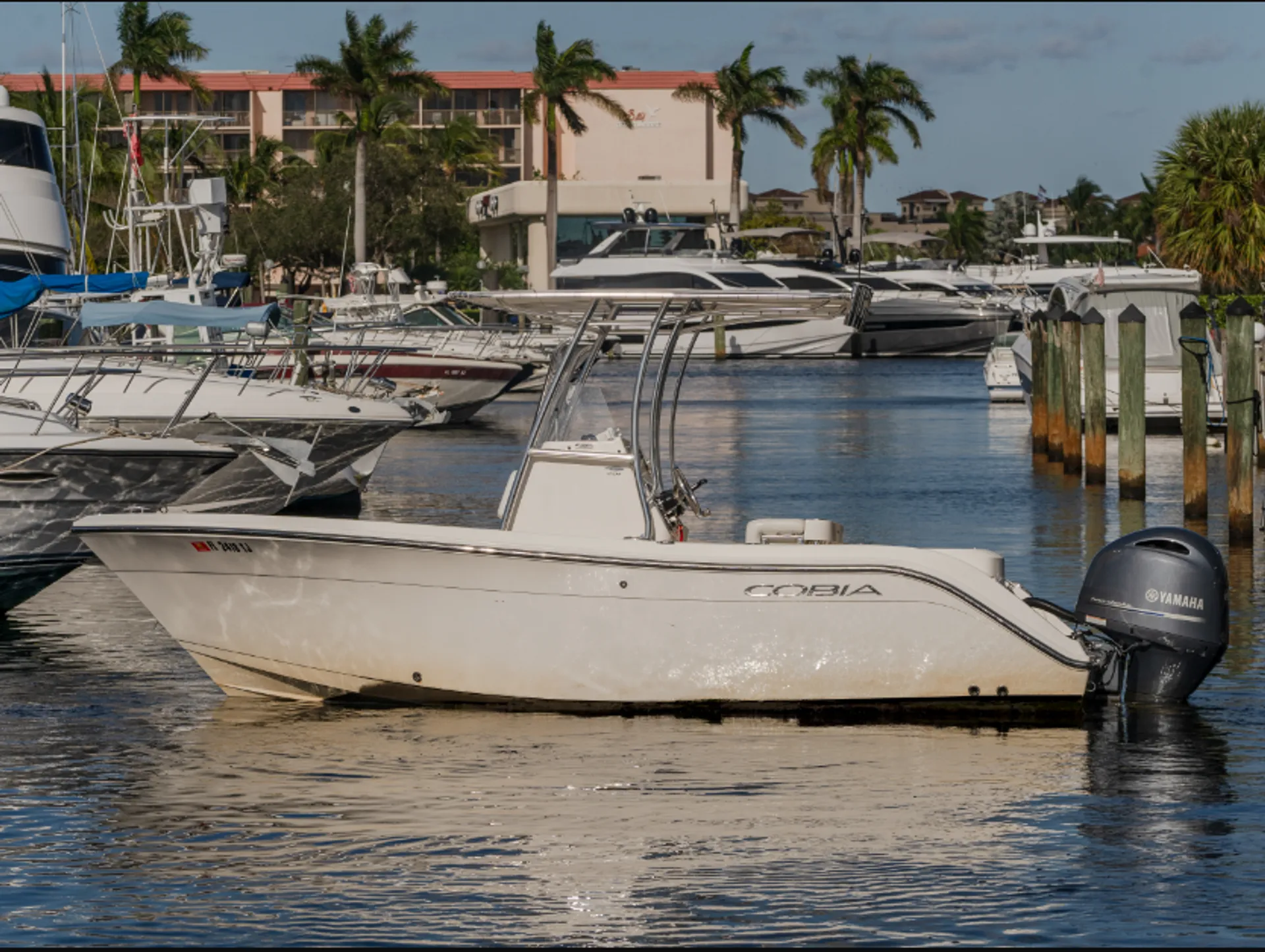 Cobia 201 CC JS204 in West Palm Beach, FL — photo 5