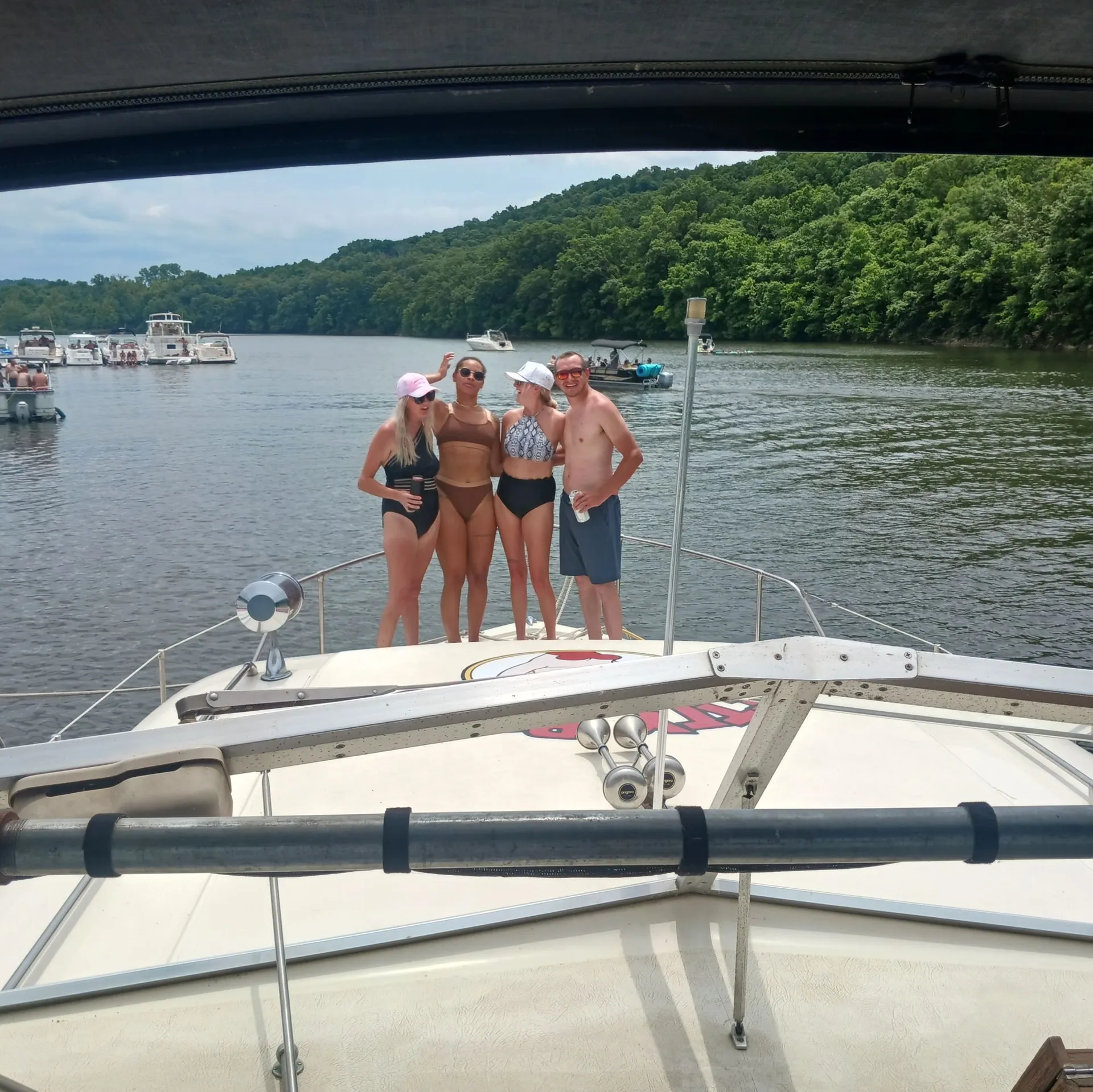 Classic cruiser - 37 feet of  spacious double cabin, USCG Captained