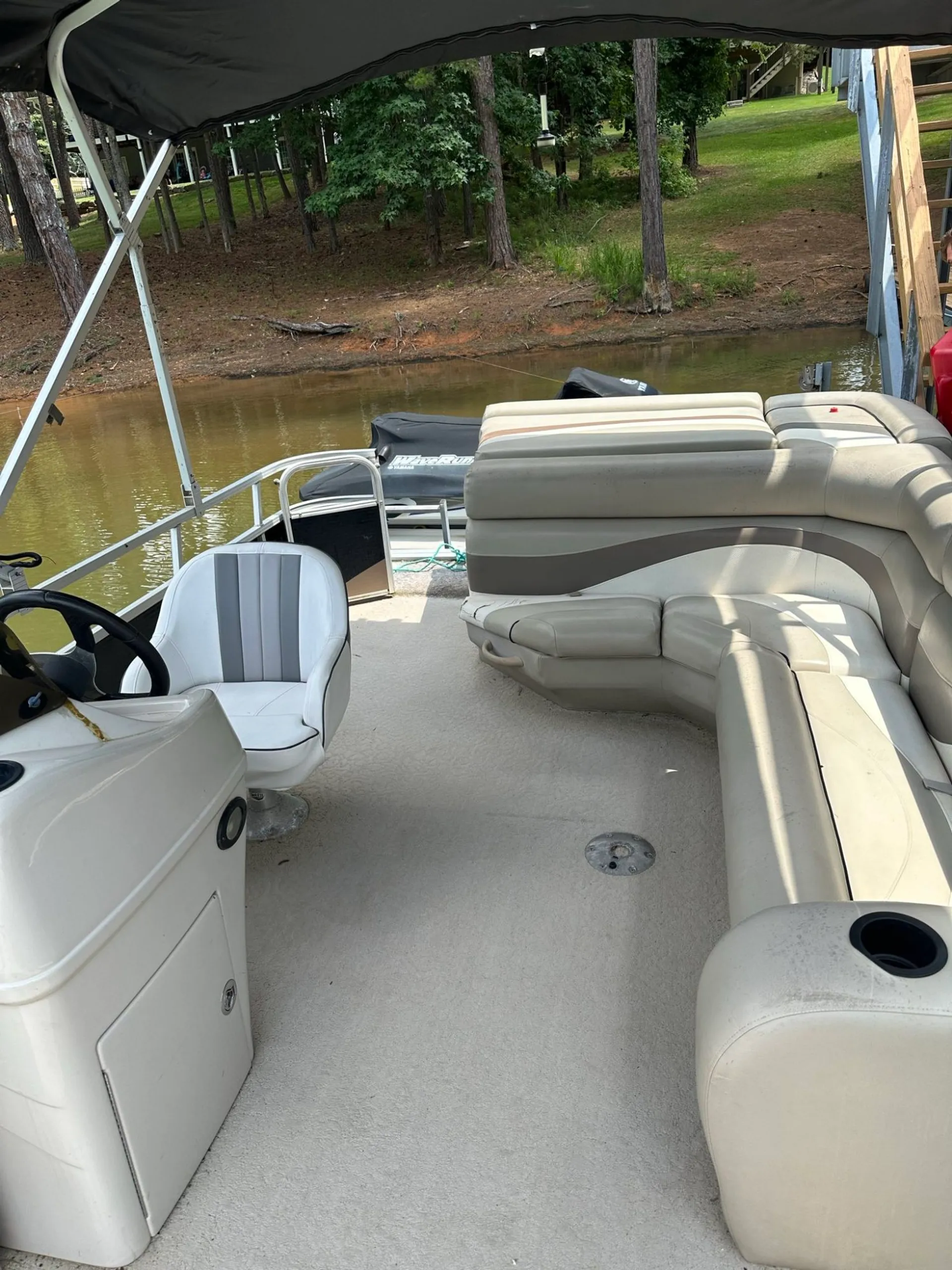Lowe Pontoons SS210 in Gainesville, GA — photo 4