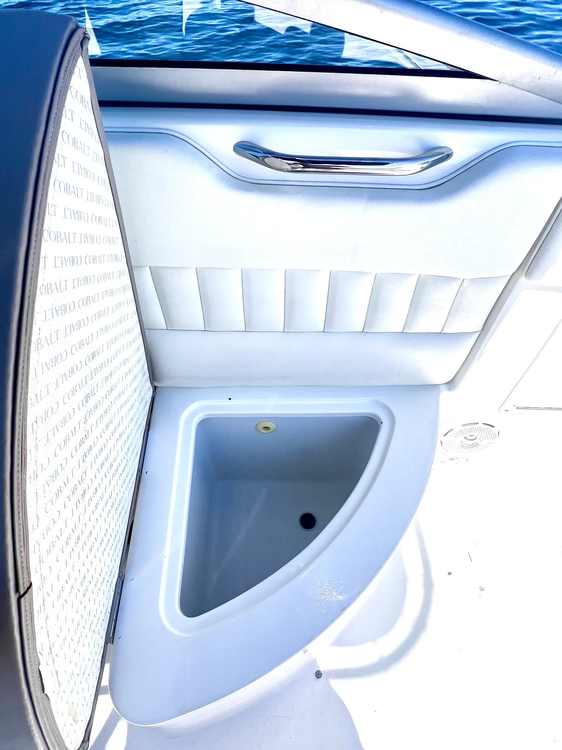 24’ COBALT🚤 BiminiTop/Enclosure😎☔️✅Toilet💩✅⚓️✅⛽️'dMyTimeNotYours⏱️