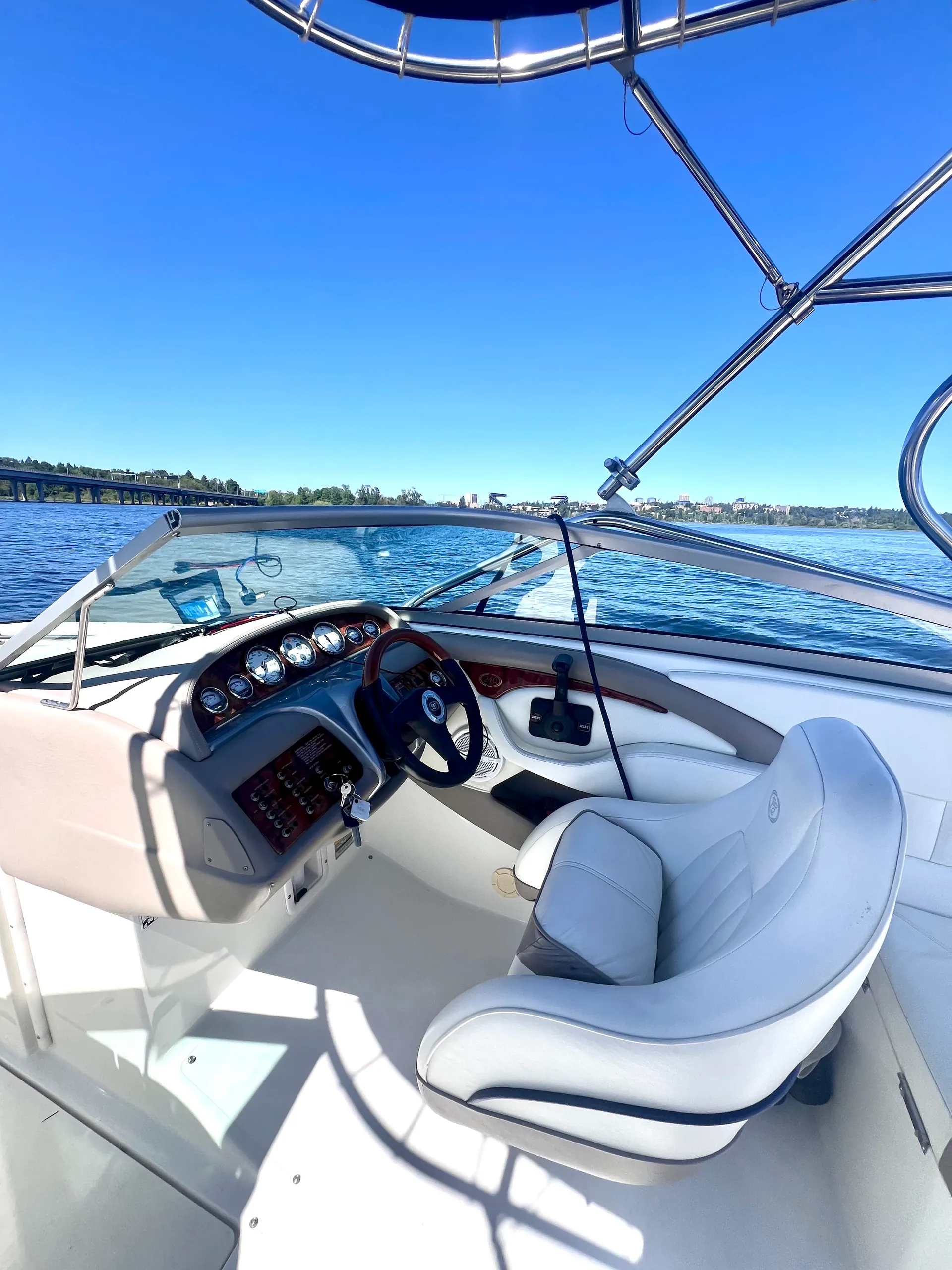 24’ COBALT🚤 BiminiTop/Enclosure😎☔️✅Toilet💩✅⚓️✅⛽️'dMyTimeNotYours⏱️