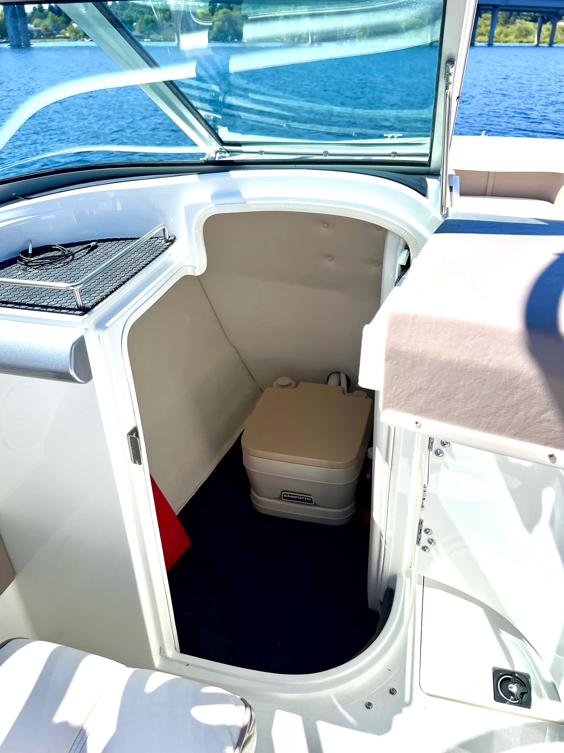 24’ COBALT🚤 BiminiTop/Enclosure😎☔️✅Toilet💩✅⚓️✅⛽️'dMyTimeNotYours⏱️