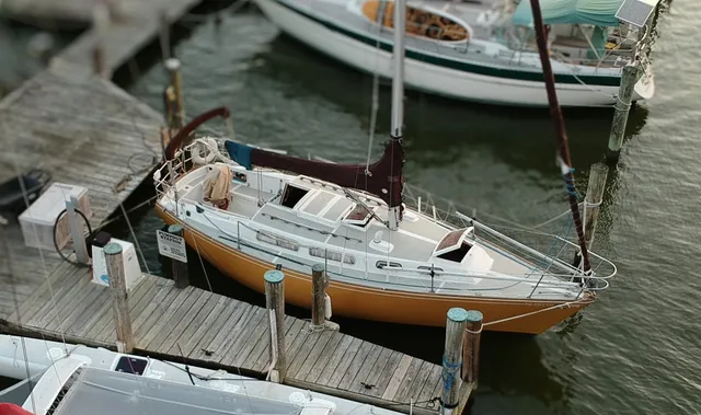 Rent a Lippincott cruiser in Edgewater, MD near me