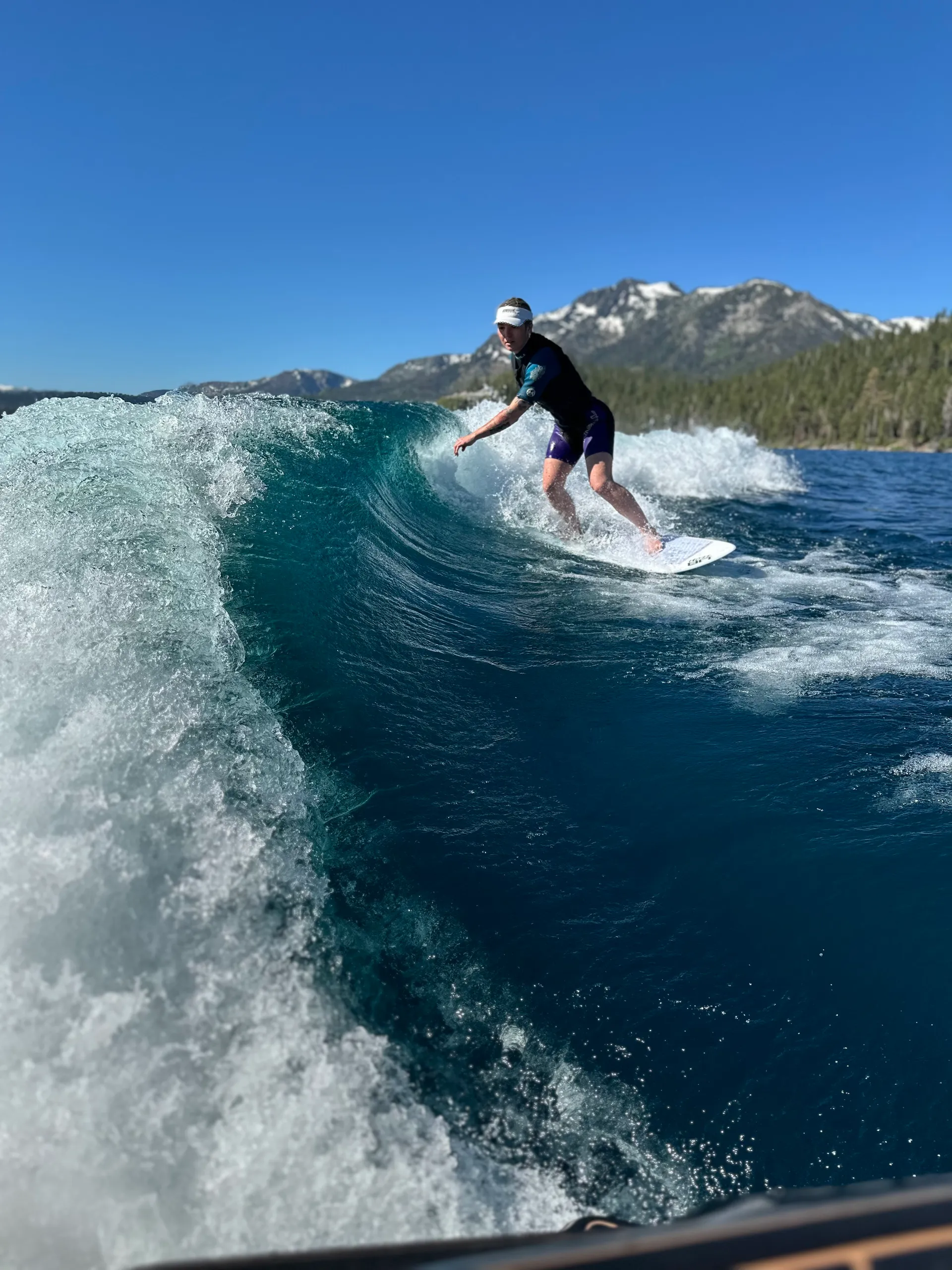 Centurion Wakesurf Boat