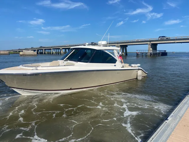 Rent a PURSUIT dual console in Savannah, GA near me