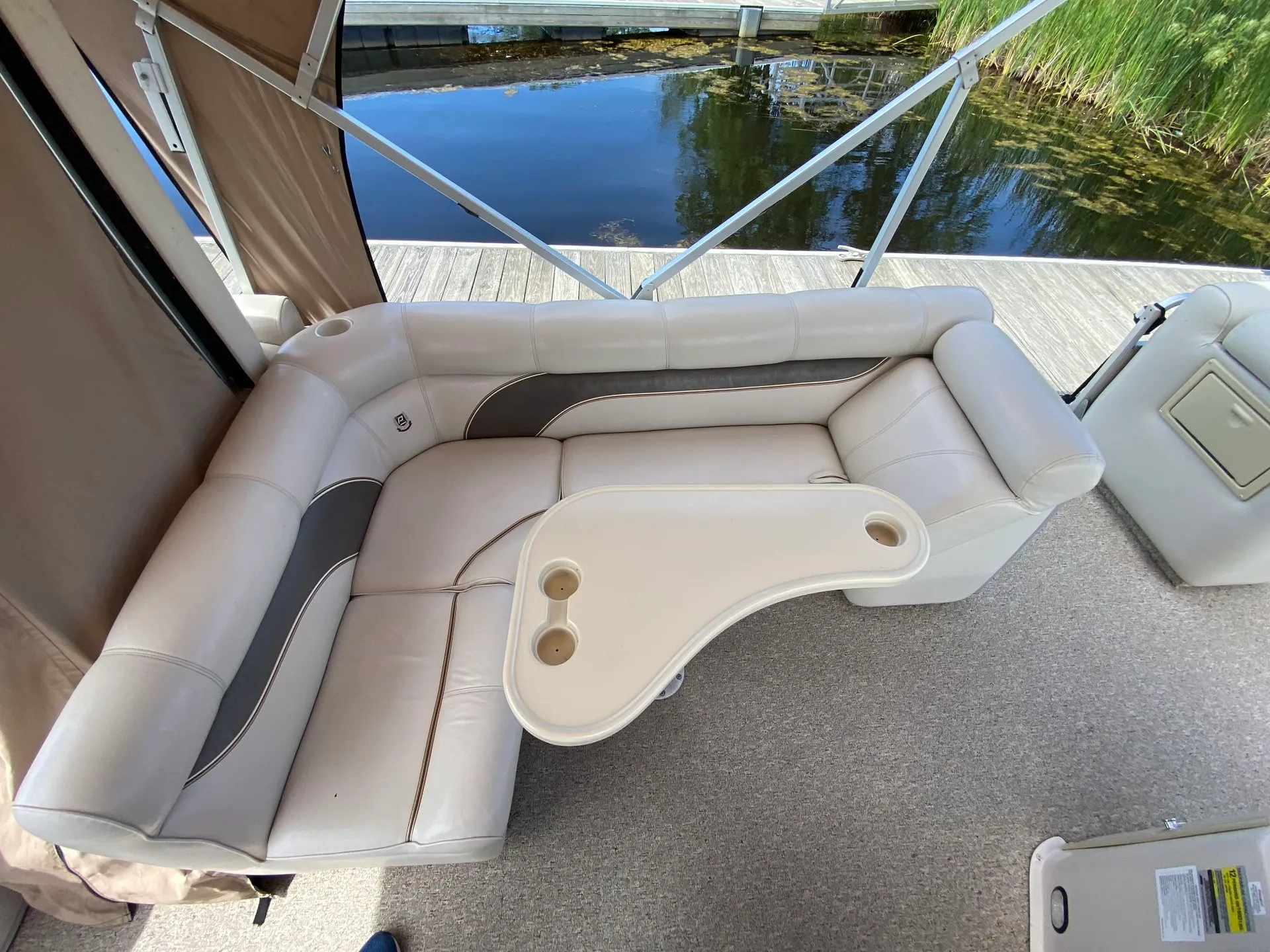 12 PASSENGER LUXURY PREMIER PONTOON ON LAKE MINNETONKA 