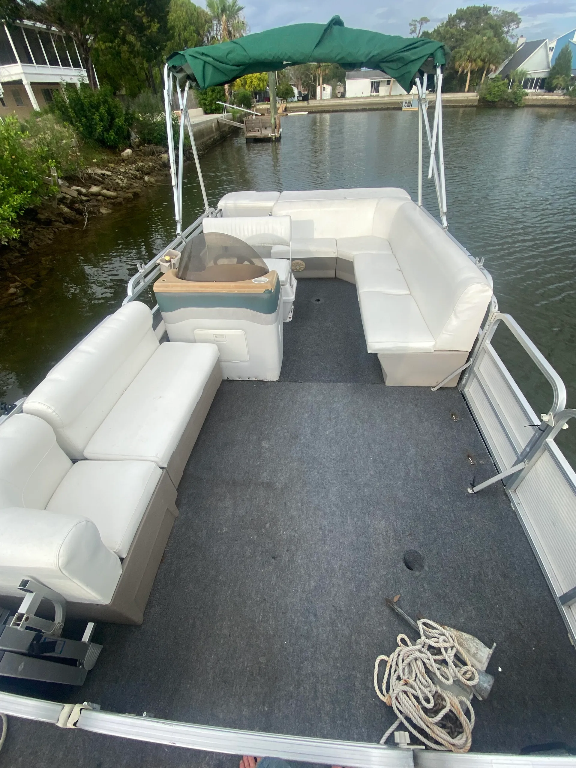 Comfortable in a 20' Pontoon - Hernando Beach Fishing and Scalloping