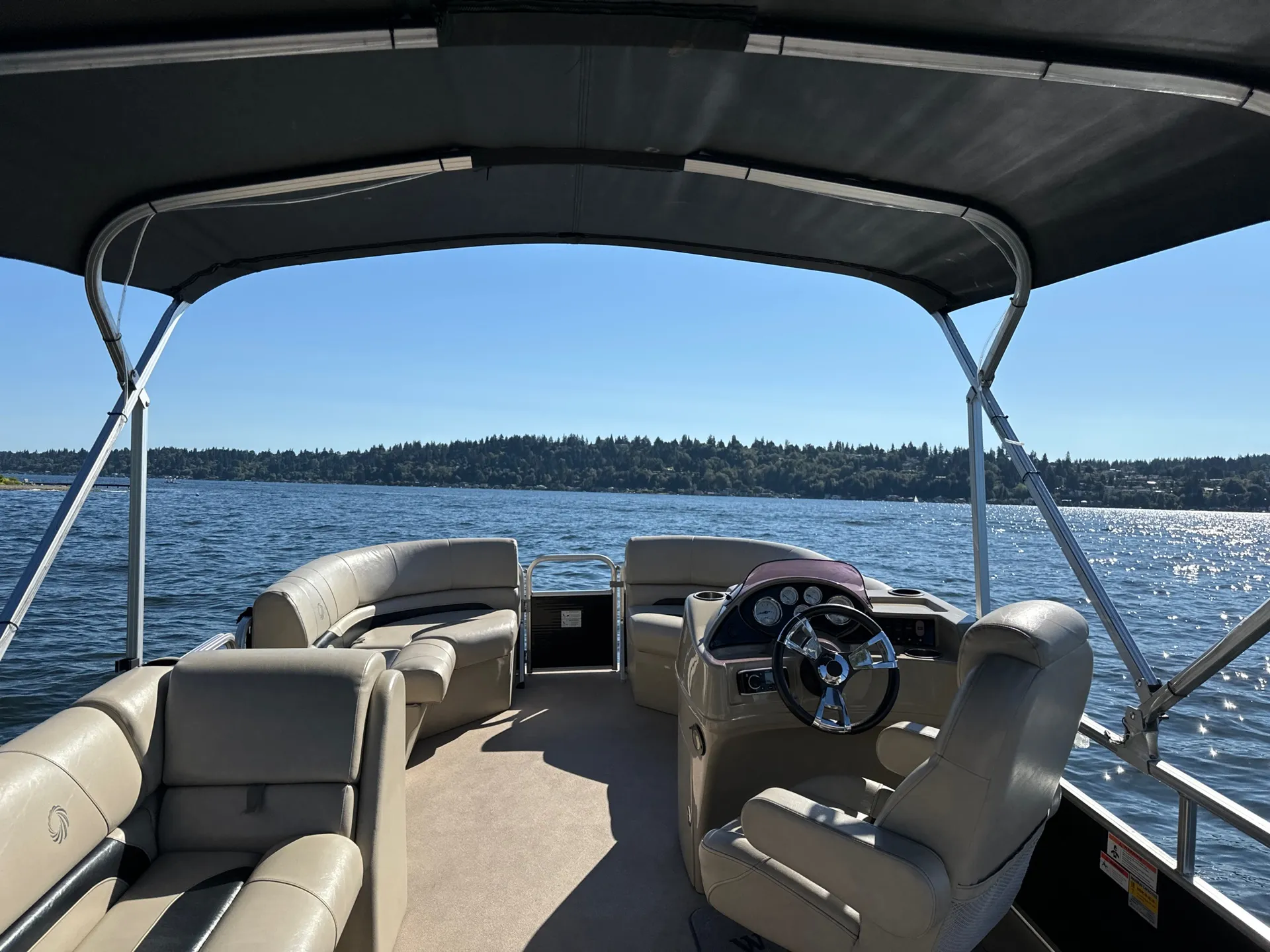 Lowe Pontoons SS190 Mercury in Kenmore, WA — photo 3