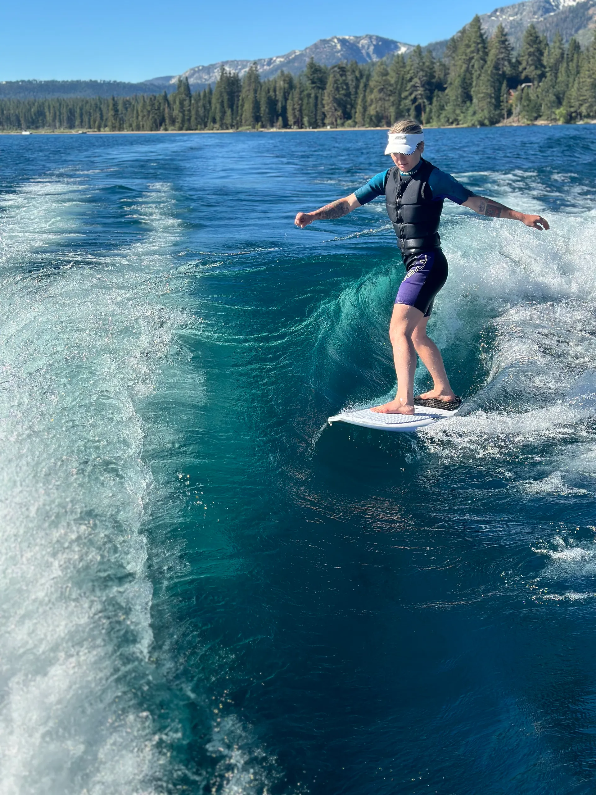 Centurion Wakesurf Boat