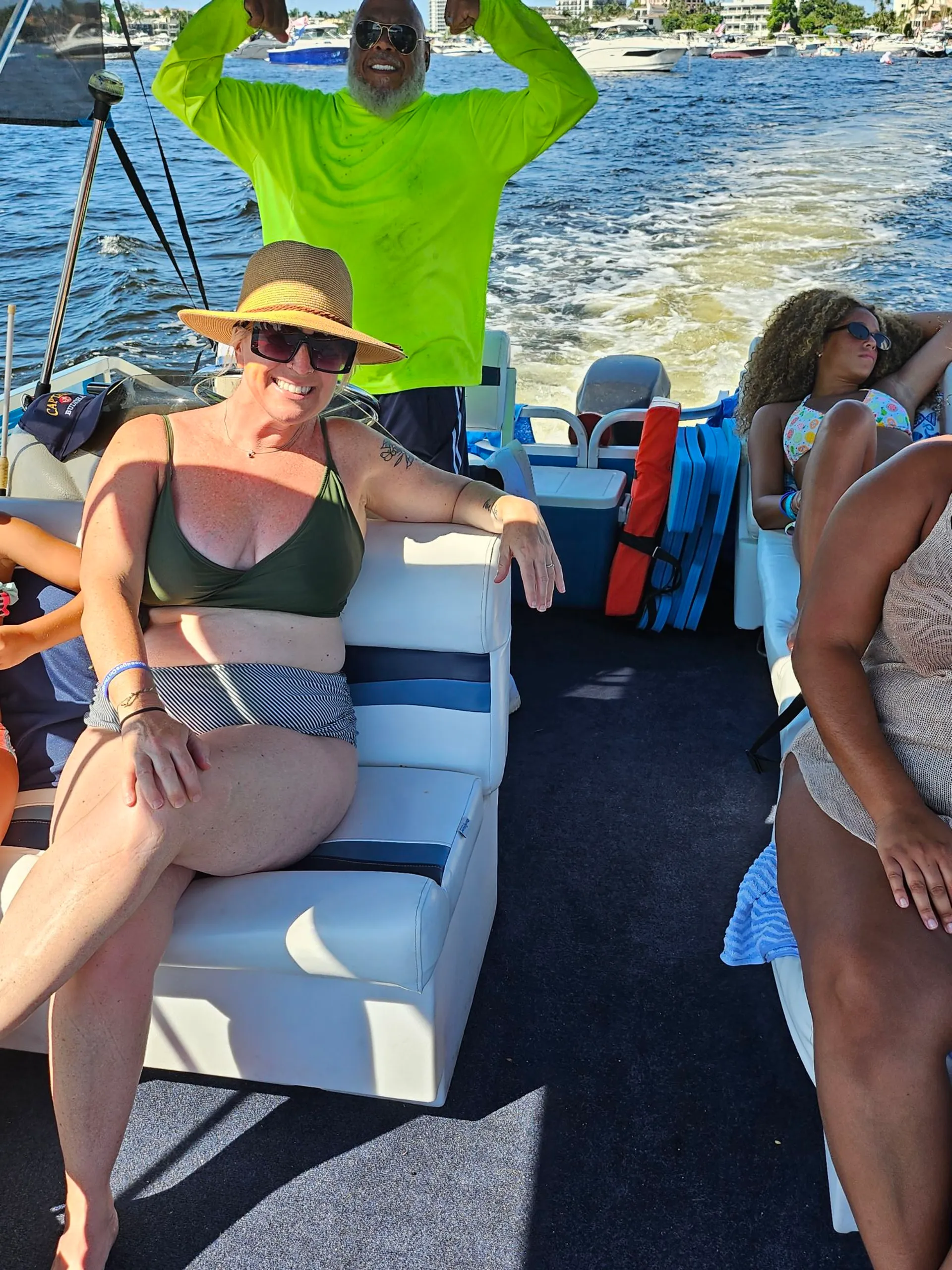 Private Boat Charter WITH Massages!