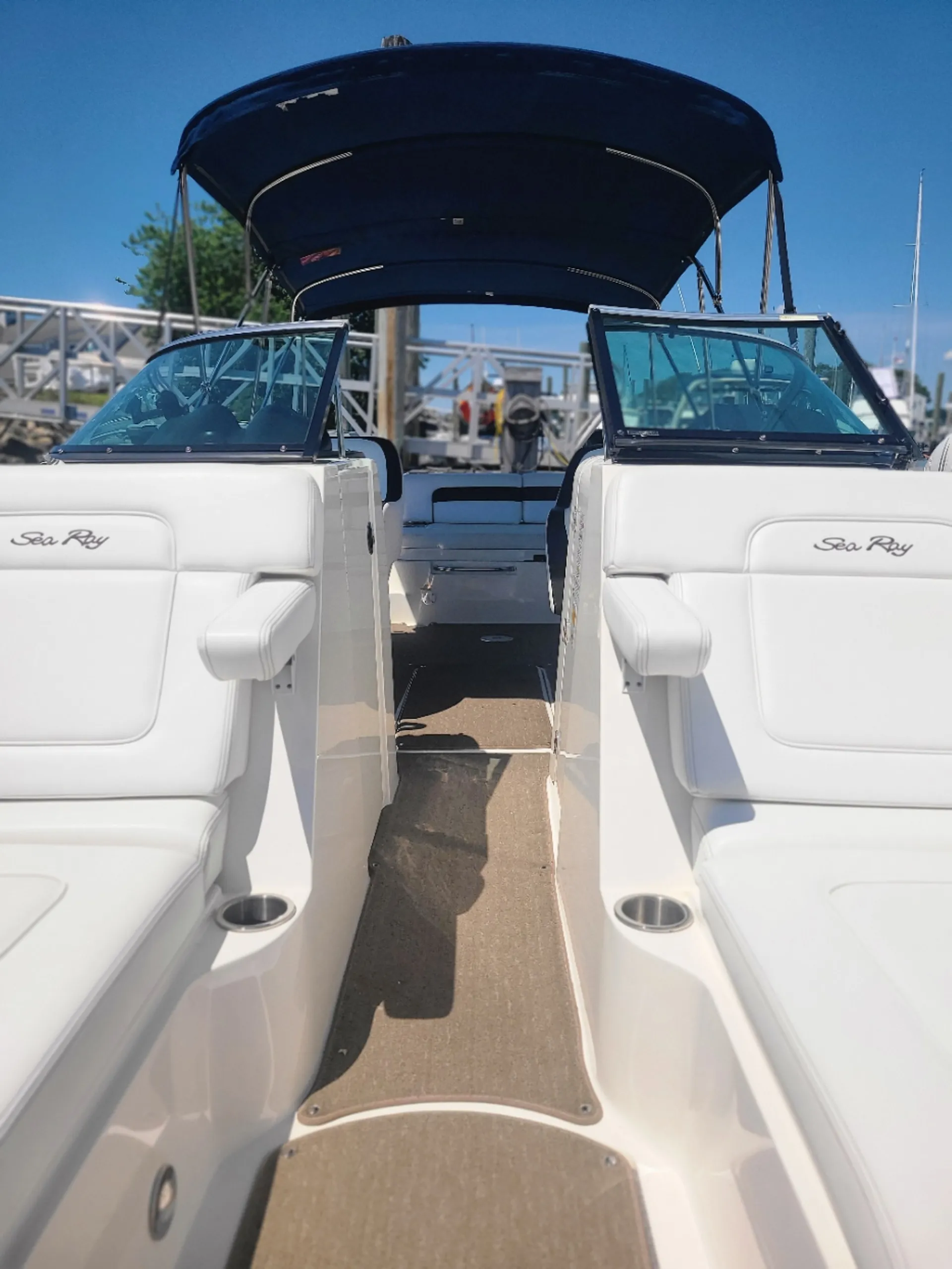 Sea Ray Boats 280 Sundeck in Norwalk, CT — photo 6