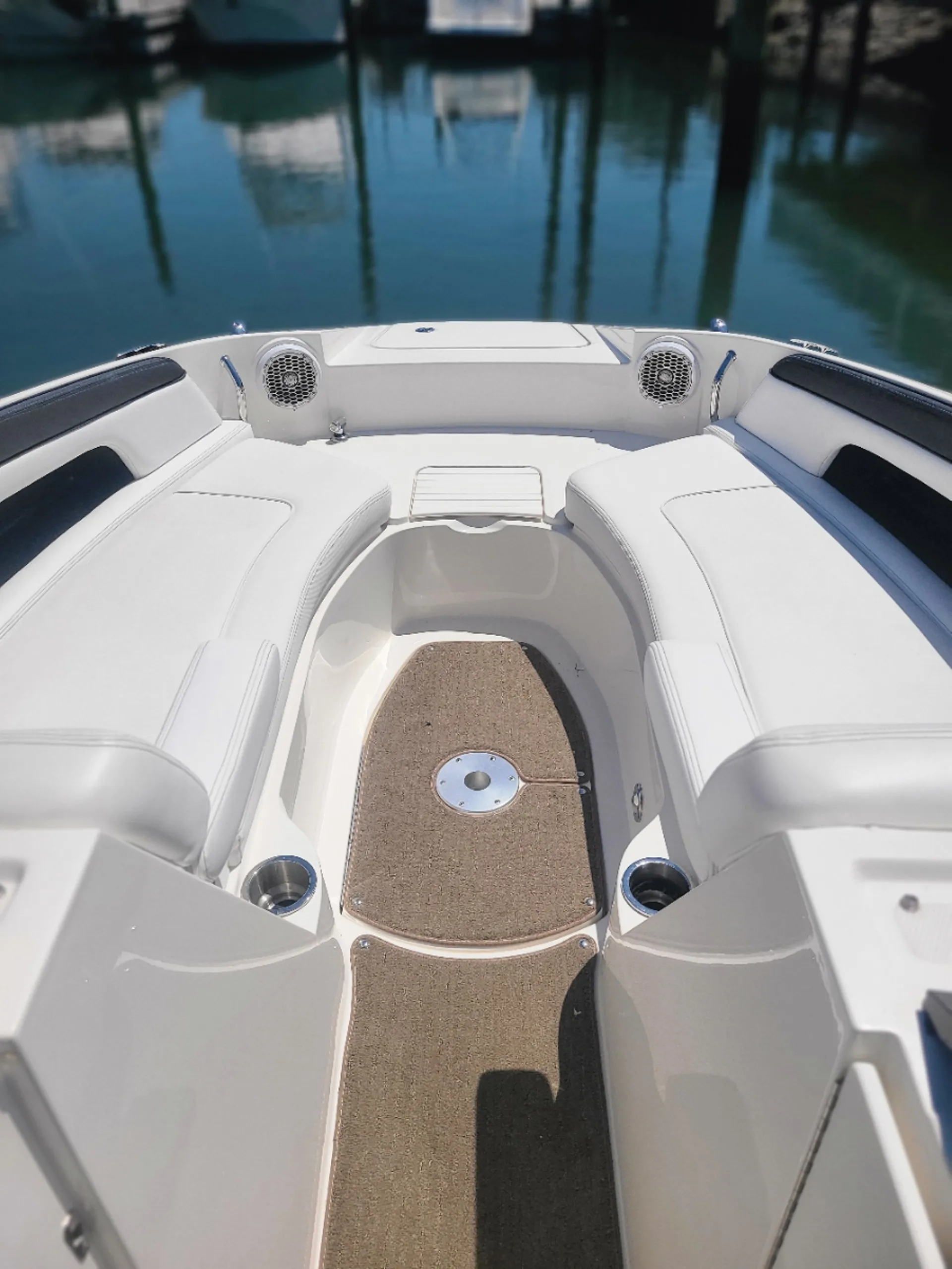 Sea Ray Boats 280 Sundeck in Norwalk, CT — photo 5