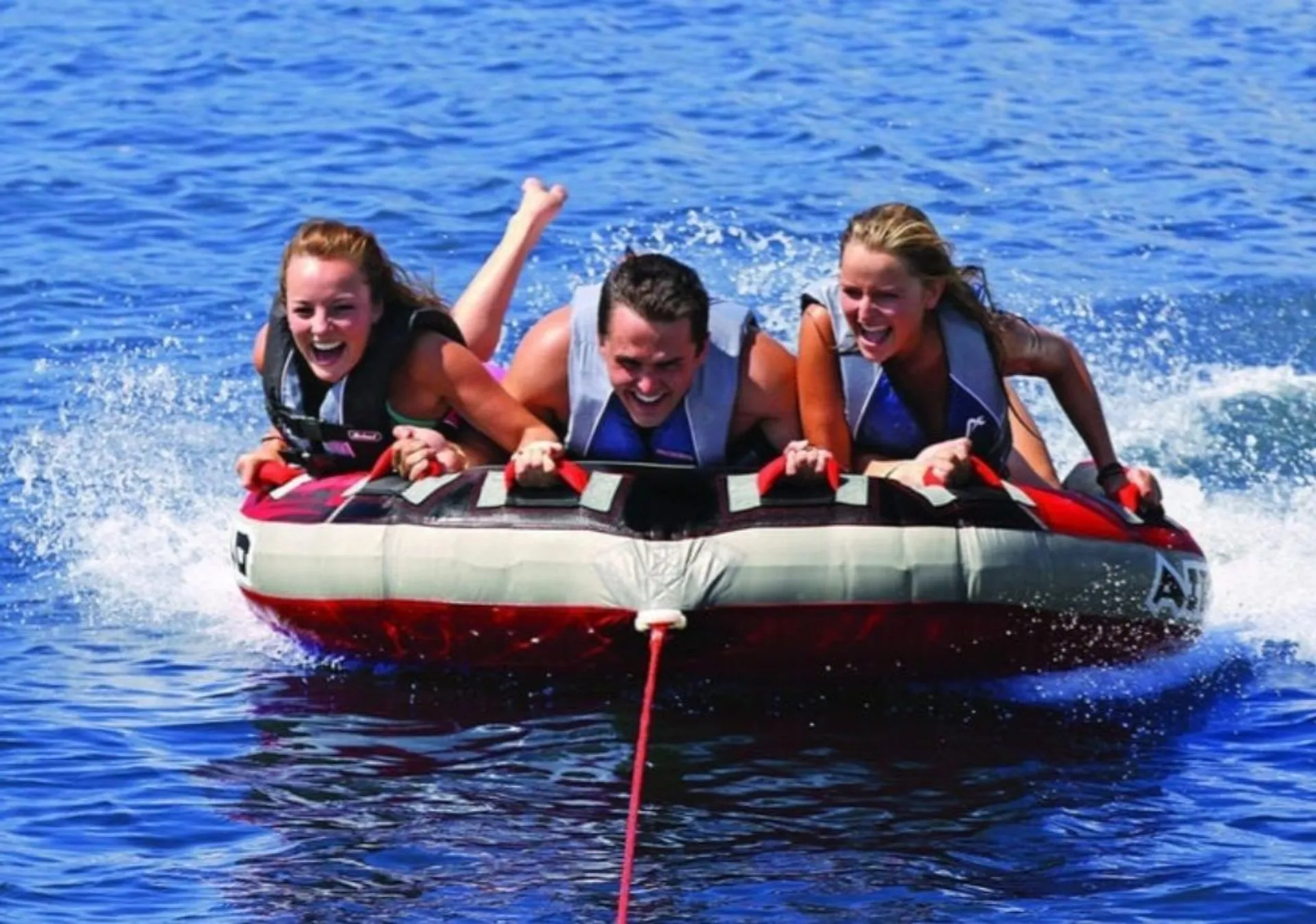 2022 jet boat, very clean easy to drive upgraded sound.