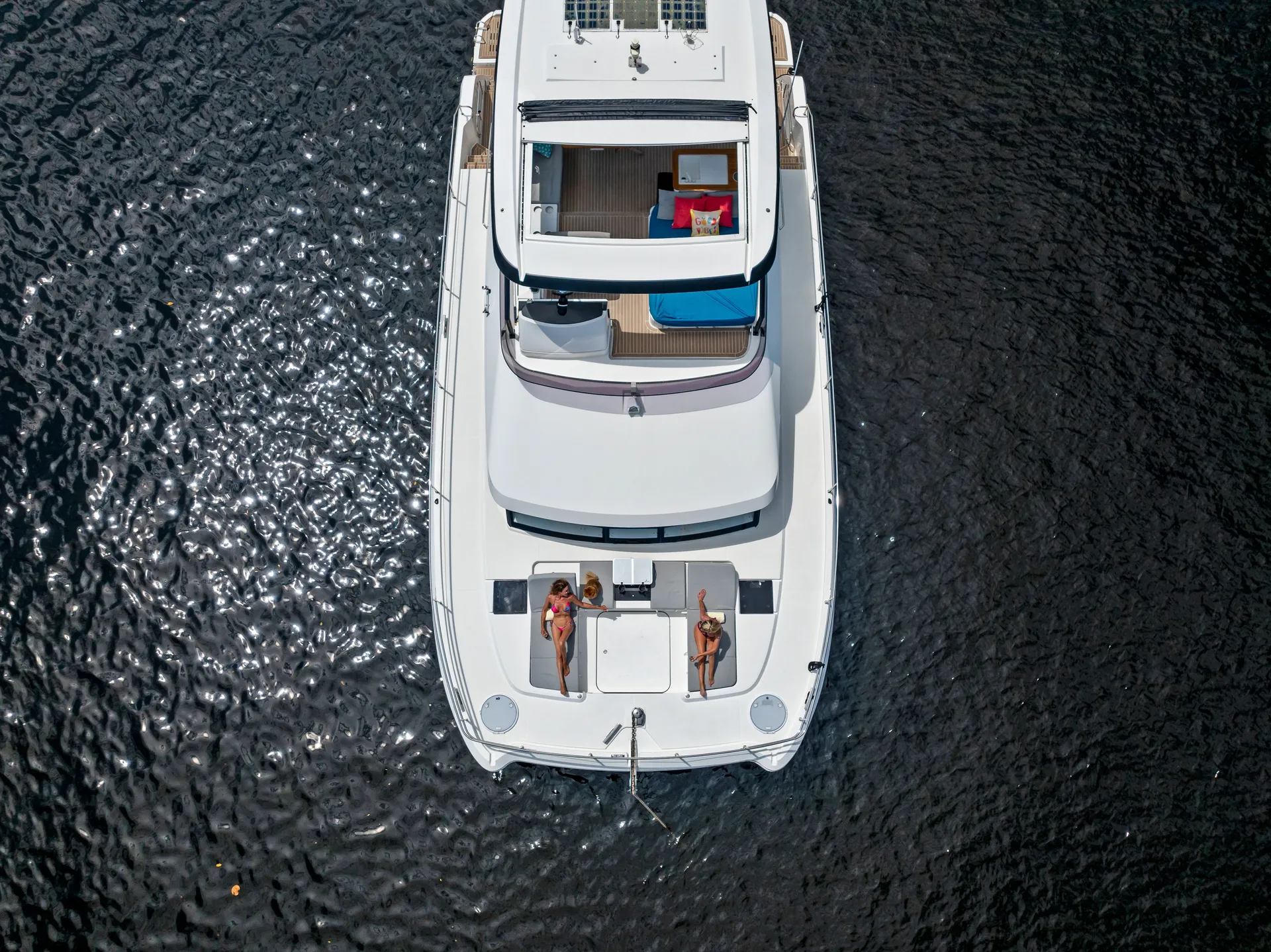 **SUMMER RATES* Luxury Power Catamaran FUEL, CAPTAIN AND STEW INCLUDED